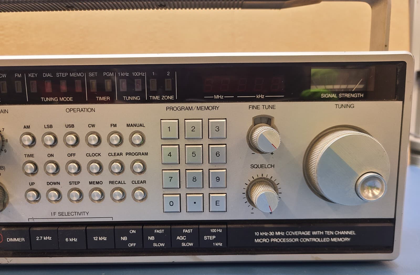 Bearcat Communication Receiver DX-1000 Short Wave Radio As-Is 3