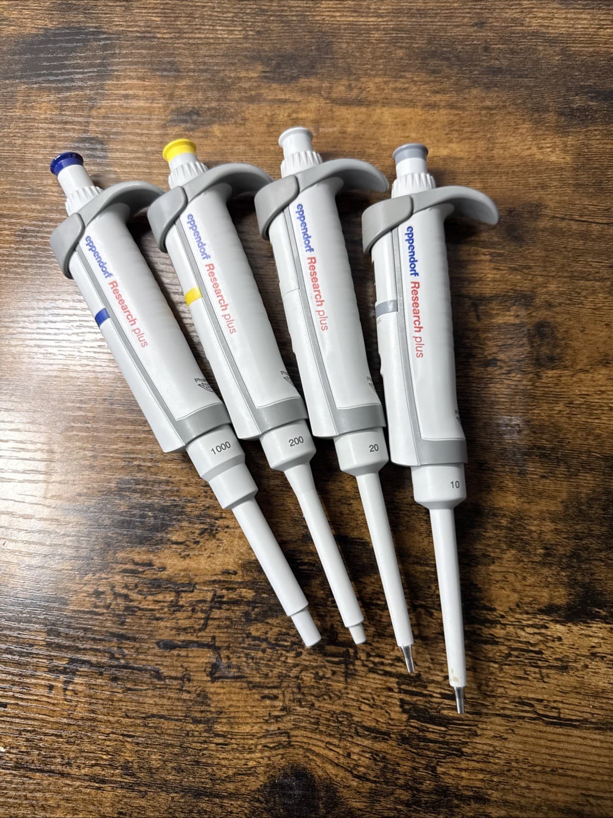 Eppendorf Research Plus Pipette set of 4 - 1000, 200, 20 & 10: Calibrated