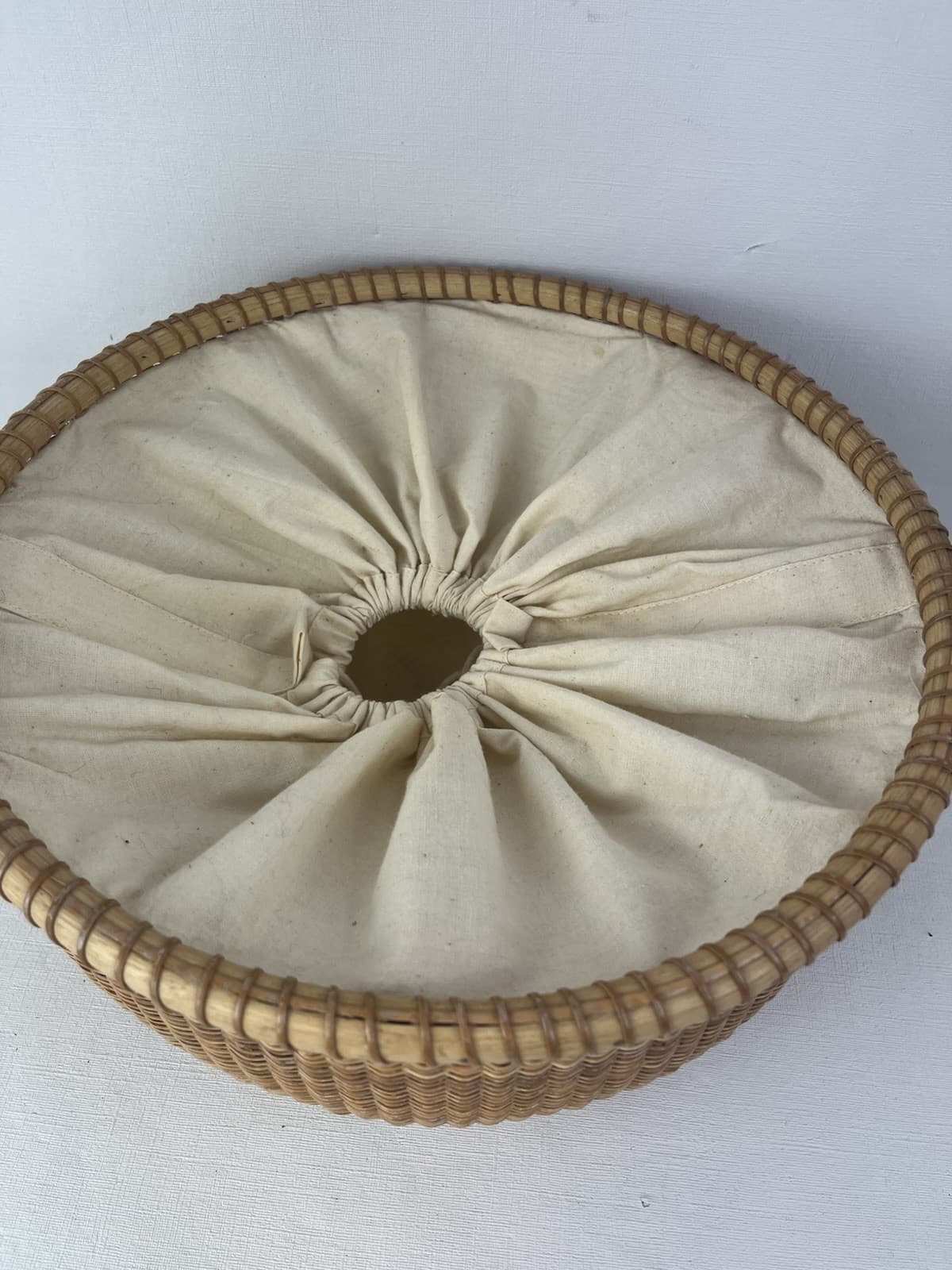 Vintage Nantucket Lightship Basket 12” w/ Linen Liner 2