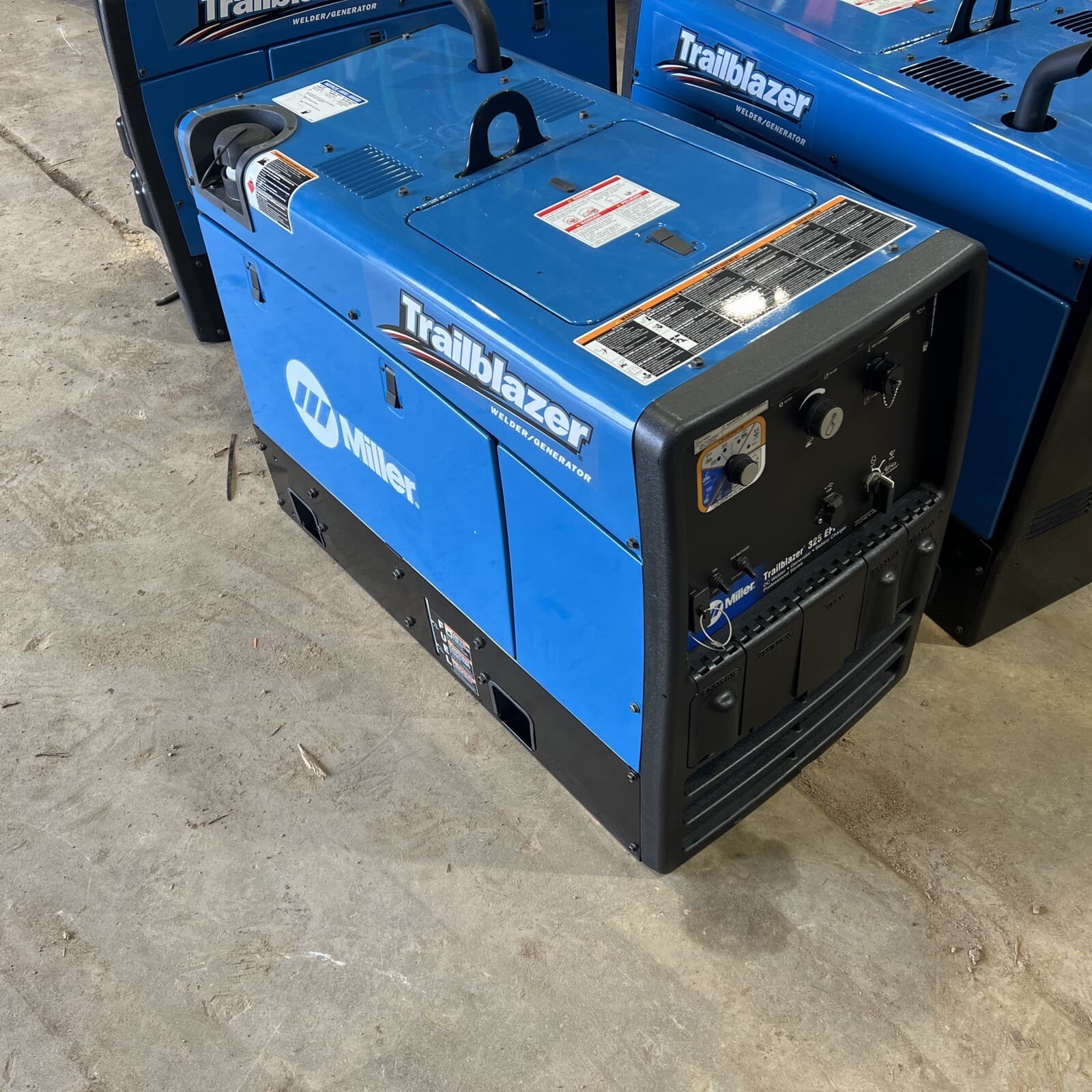 Miller Trailblazer 325 Welder / Generator, Kohler Gas Engine, New W/ Warranty 2
