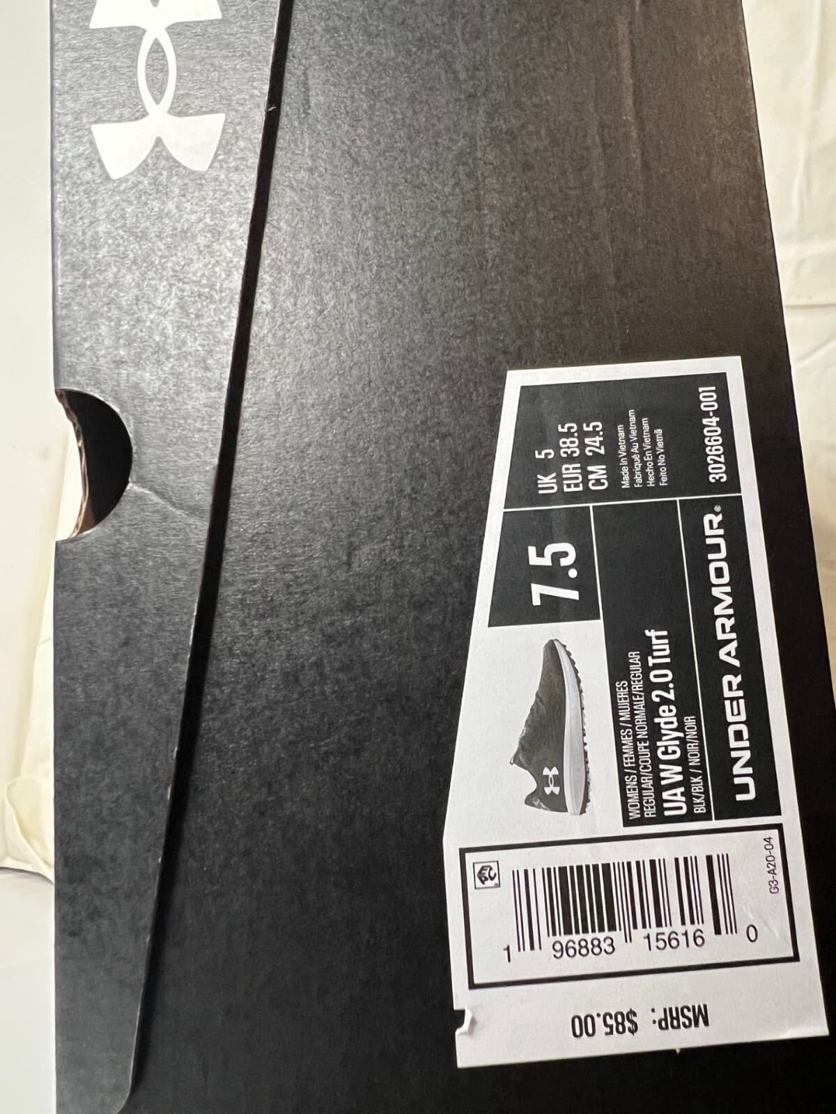 Under Armour Women's Glyde 2.0 Turf Softball Shoe Black size 7.5 4