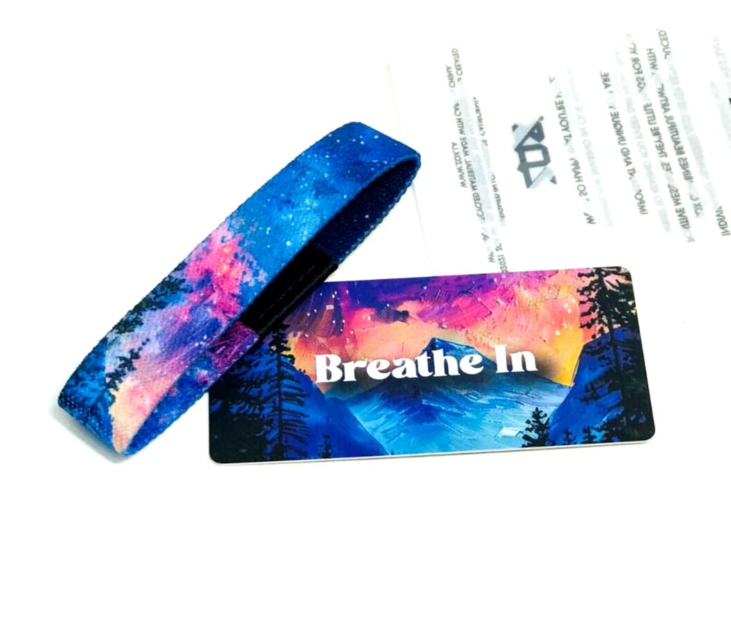 ZOX **BREATHE IN** Silver Single Small NIP Wristband w/Card