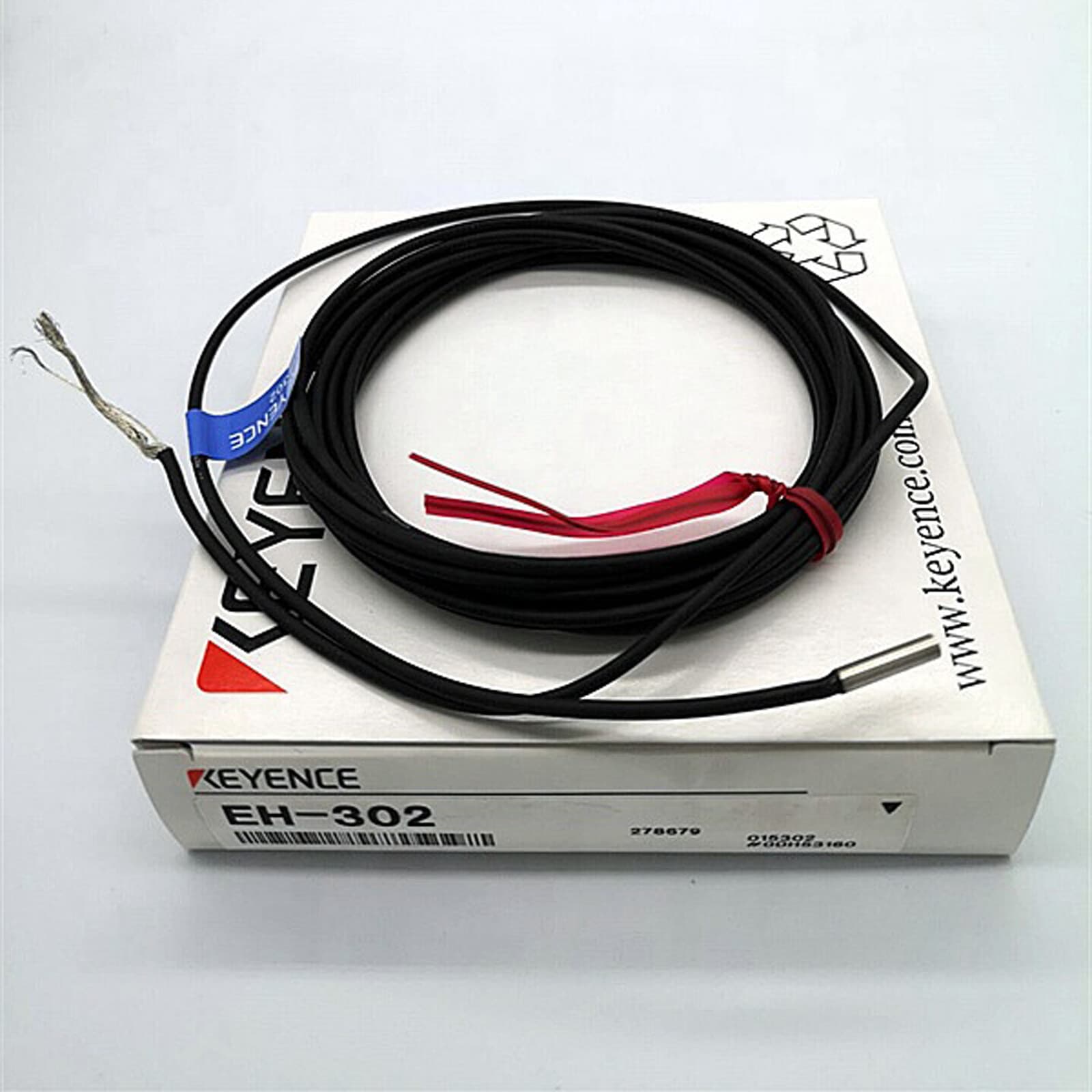 One Brand New KEYENCE EH-302 Proximity Sensor - US Stock 2