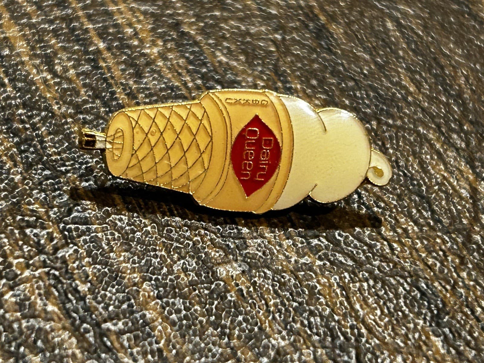 Vintage - Dairy Queen Pin - Tiny Ice Cream Cone 6