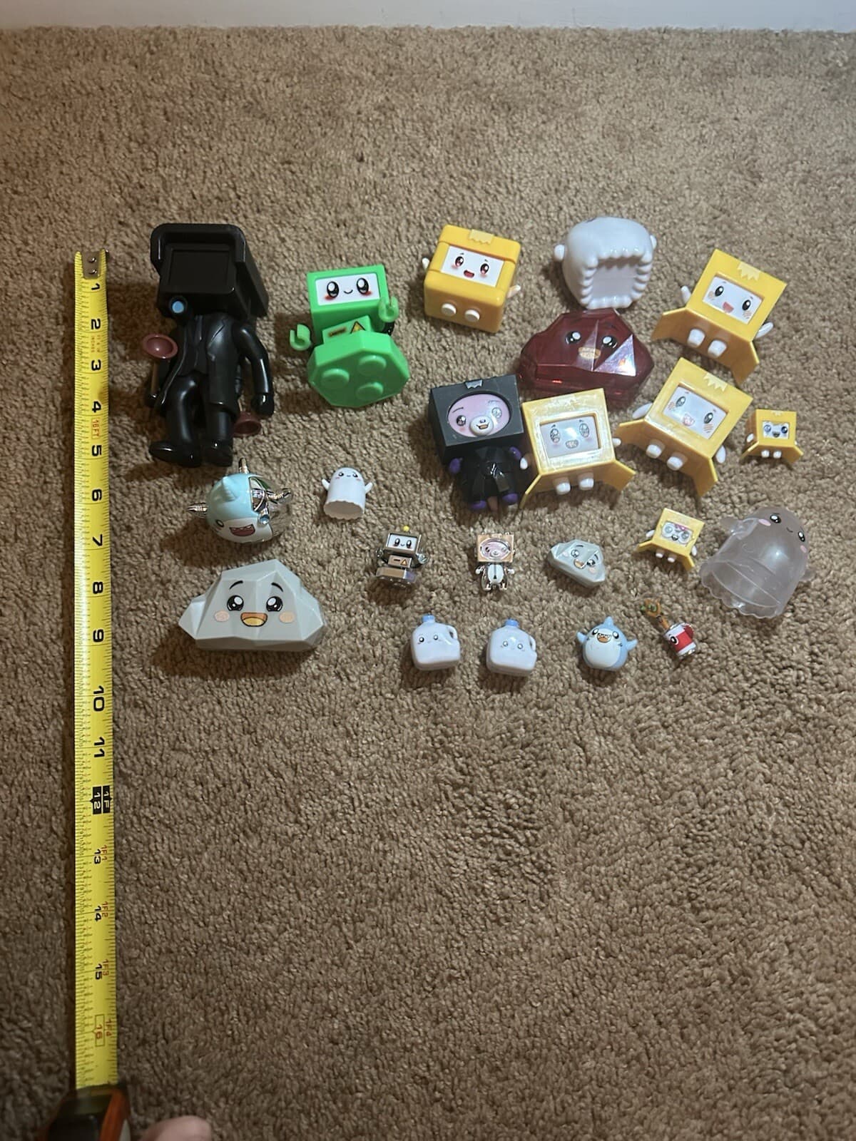 Lankybox Mystery Box Figures Foxy Box Over 20 Pieces Figures And Fidget Spinner 3