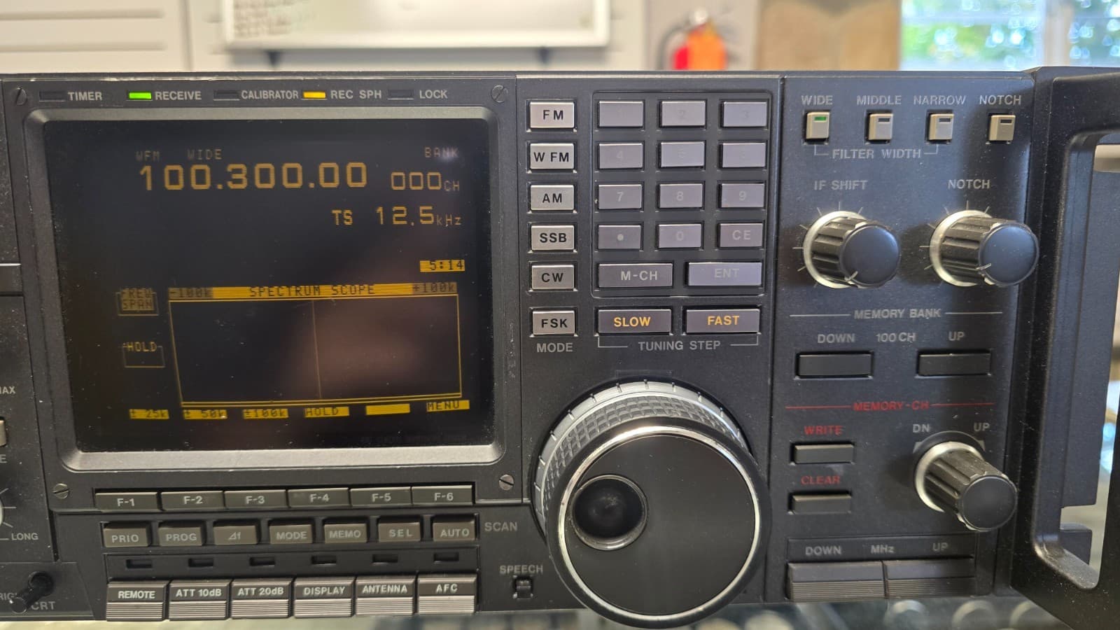 ICOM IC-R9000 Communication Receiver 100KHz- 2000MHz Serial #01070 3