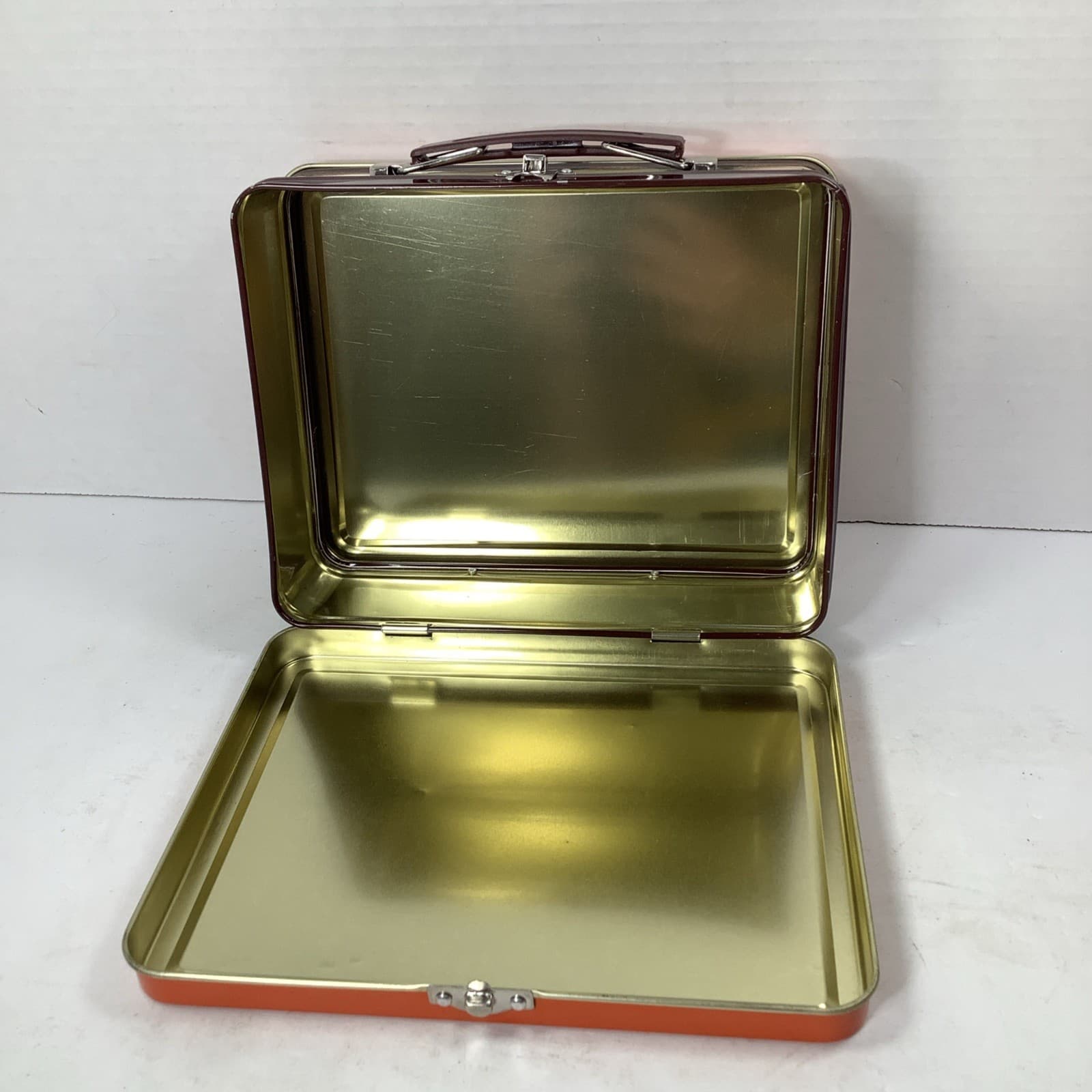 Reese's Peanut Butter Cup VINTAGE METAL COLLECTORS TIN LUNCH BOX Late 90's 3