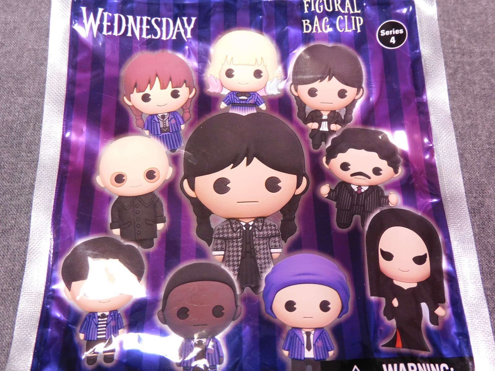 Wednesday NEW *  Enid Sinclair Clip * Blind Bag Series 4 Key Chain Monogram 6