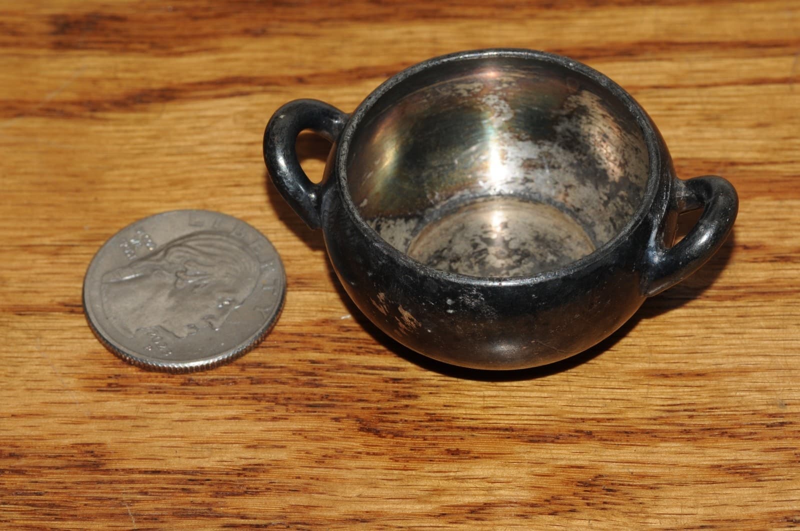 Antique Very  Small Metal Sugar Bowl Signed B Company Meriden Quadruple Plate ** 5