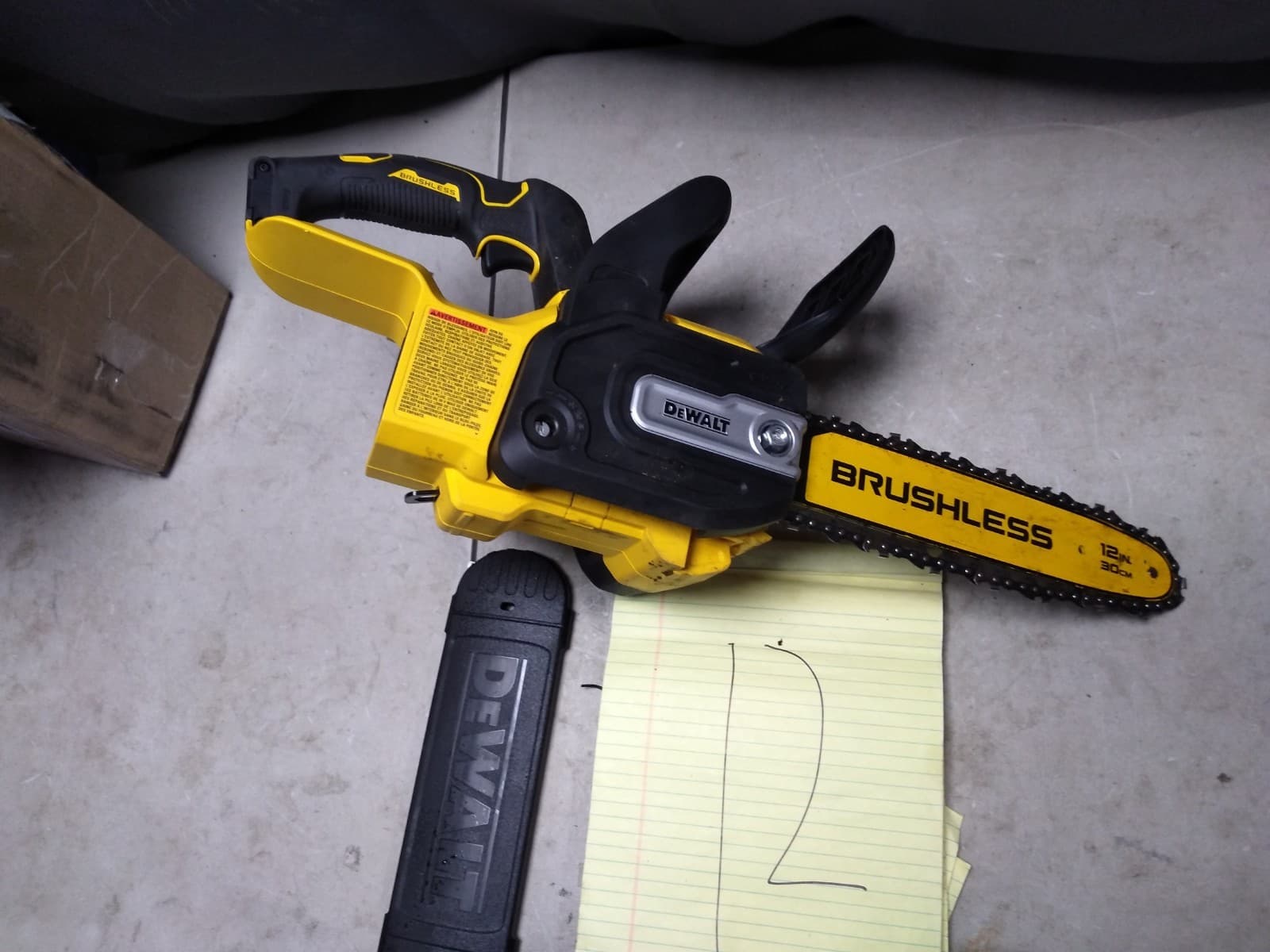 DEWALT (DCCS621) 20V MAX 12" Cordless Chainsaw,  TOOL ONLY 2