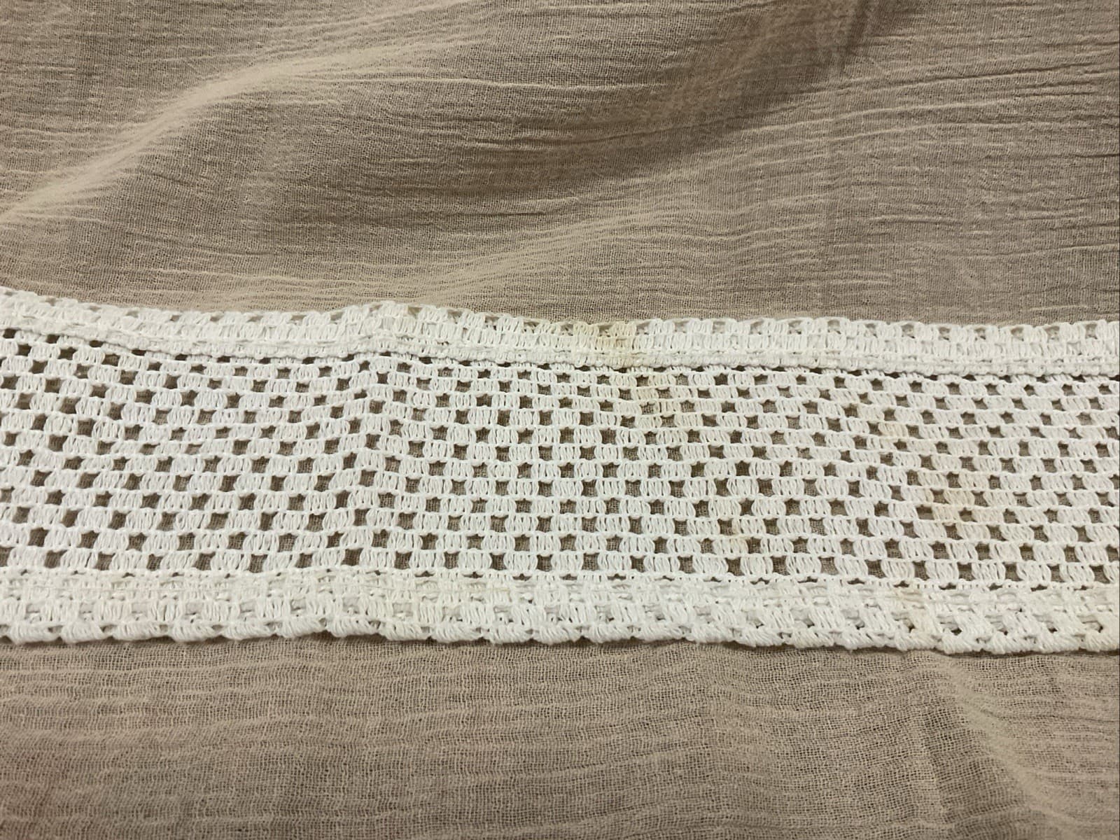 VTG Crochet Curtain Tie backs 1ct 3