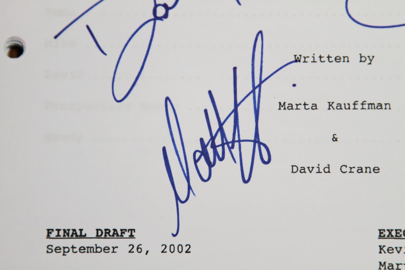 FRIENDS Full CAST signed script Jennifer ANISTON Courtney COX SCHWIMMER 2
