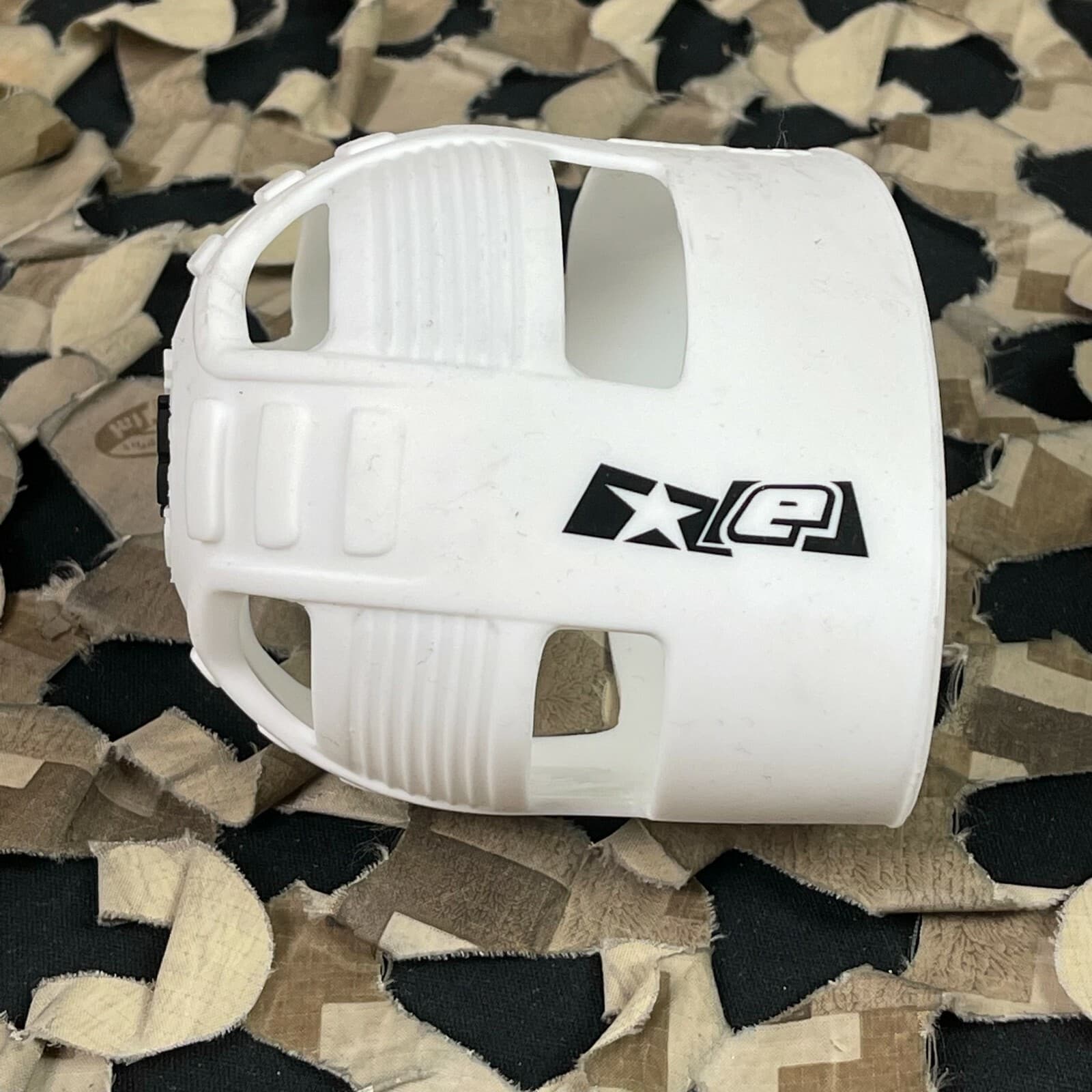 NEW Planet Eclipse Tank Grip - White/Black 2