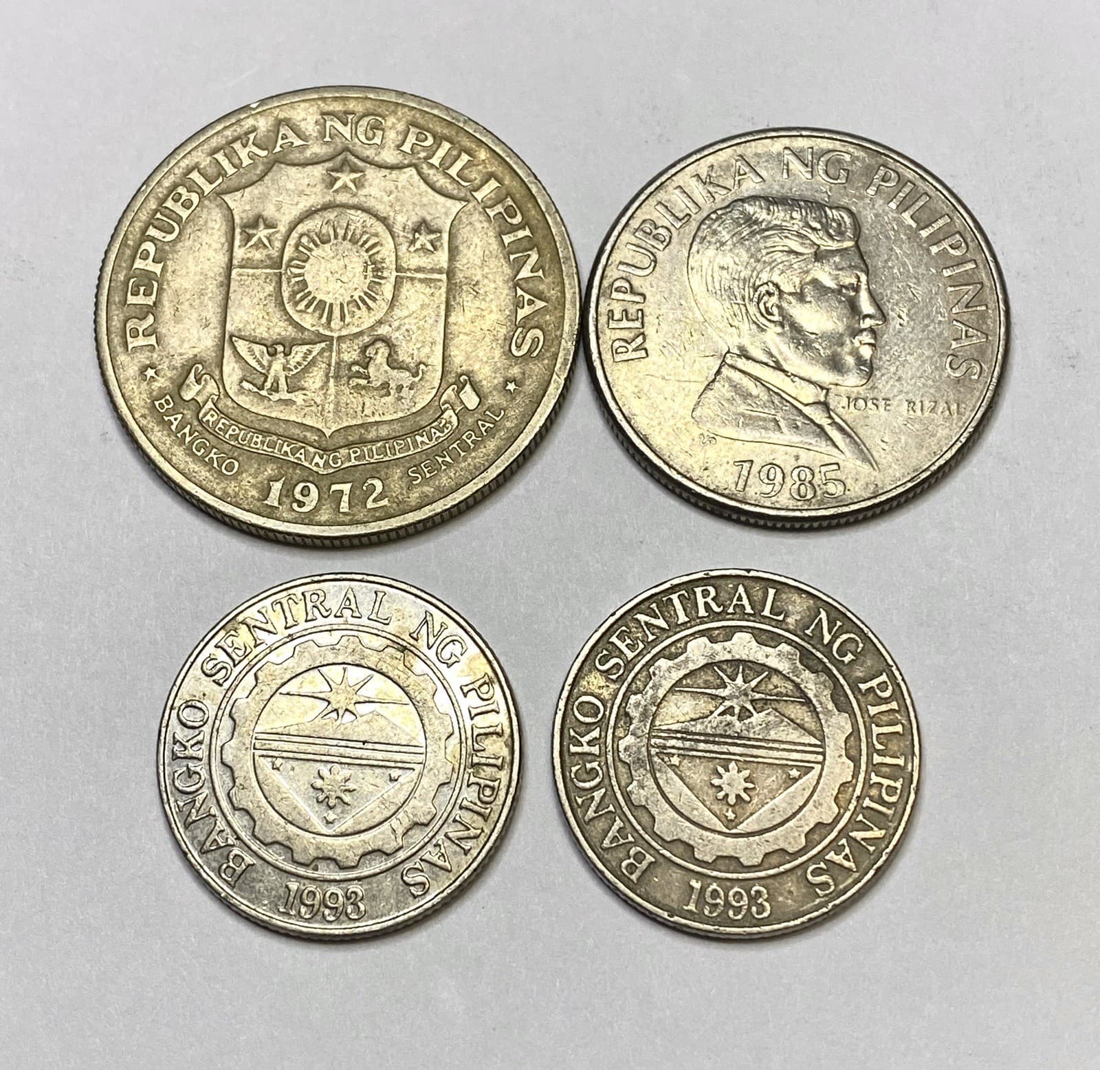 Lot of 25 Different Circulated Foreign / World Coins from The Philippines 6