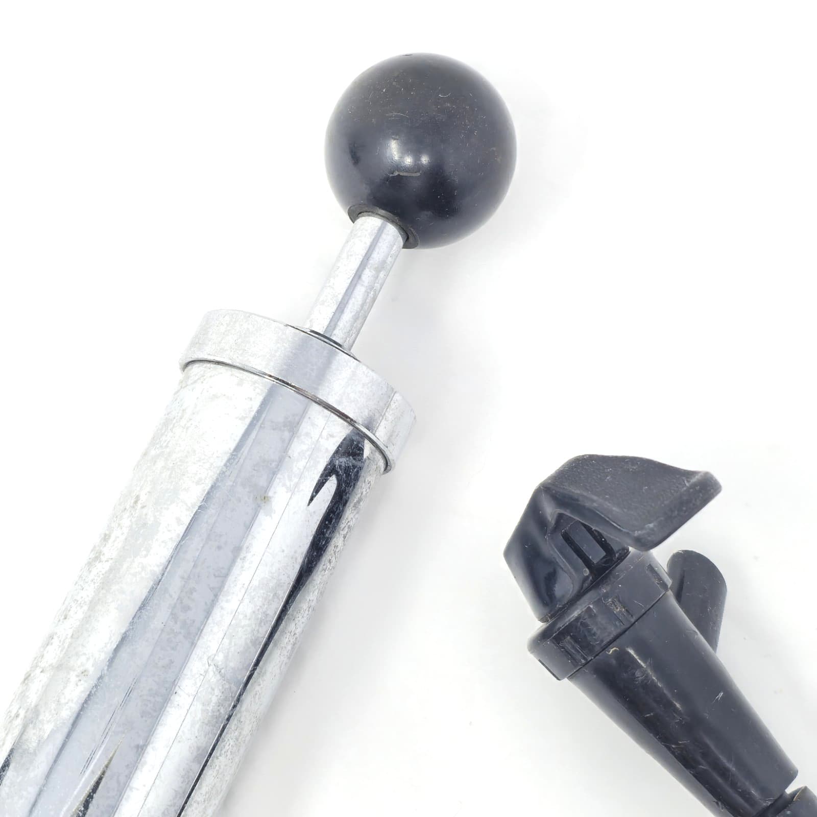 Micro Matic Chrome Keg Beer Tap Hand Pump - D System Sankey Coupler - Needs Hose 2