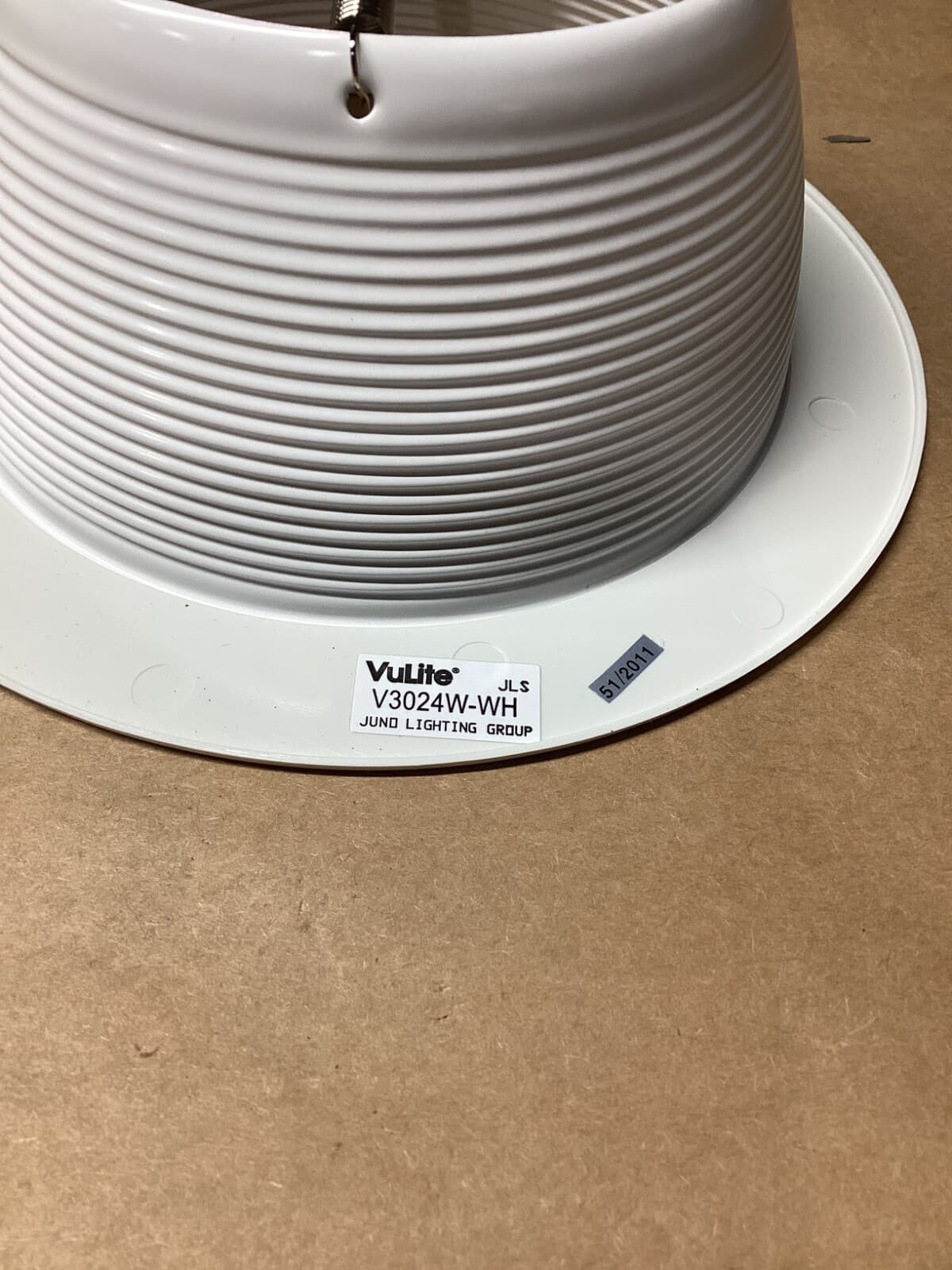 Juno Lighting V3024W-WH 6” Conical Baffle Trim Round White VuLite #112E114PR6*CO 2