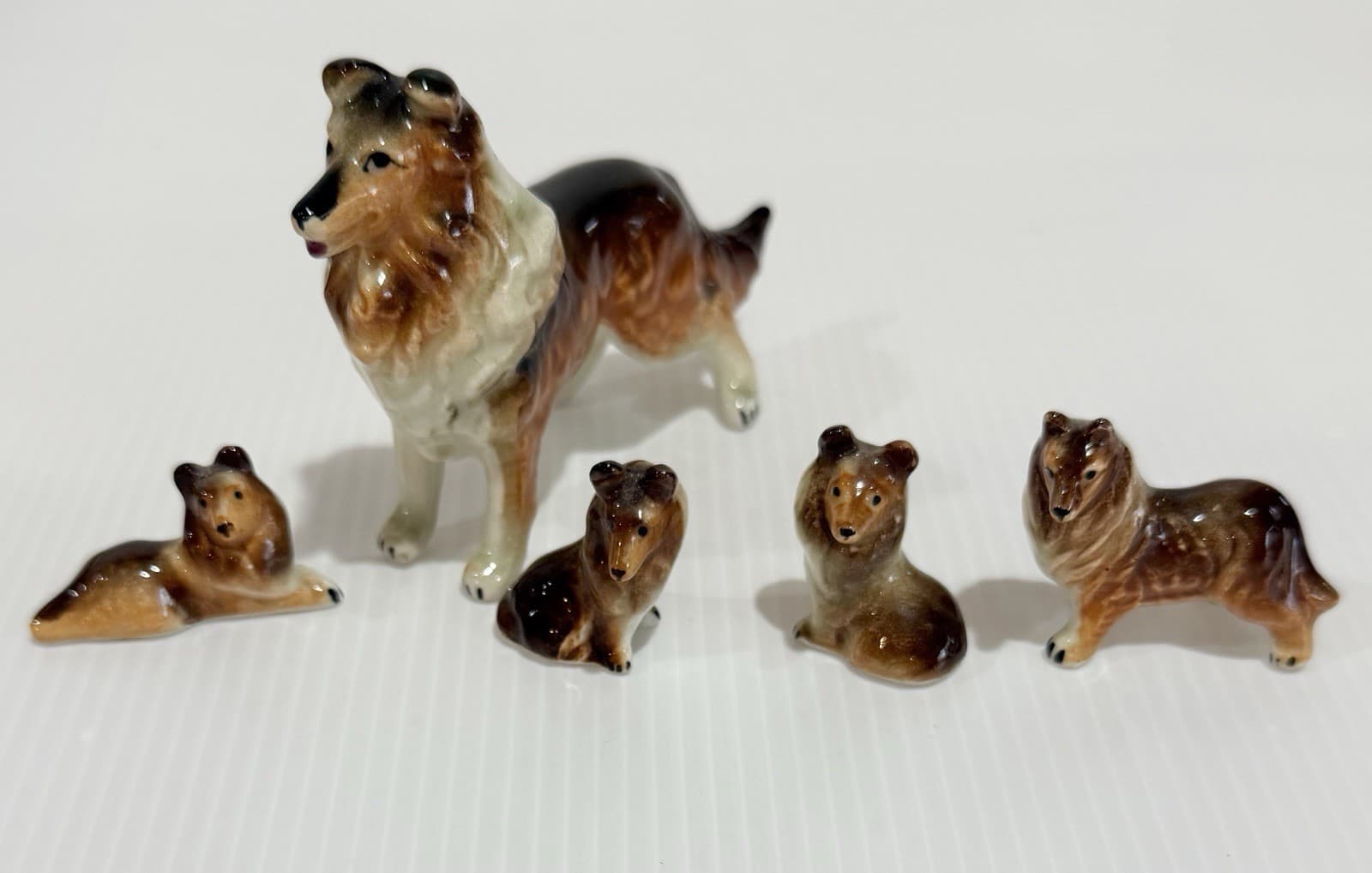 Vintage COLLIE Miniature Porcelain Bone China Dog Family Lot Of 5