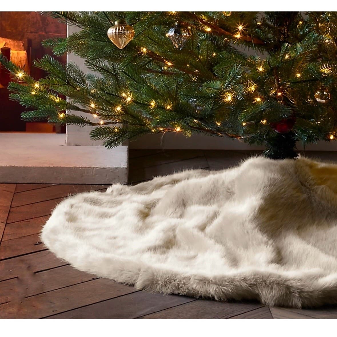 Restoration Hardware Christmas Tree Skirt Luxe Faux Fur Holiday Lush Pile 70"