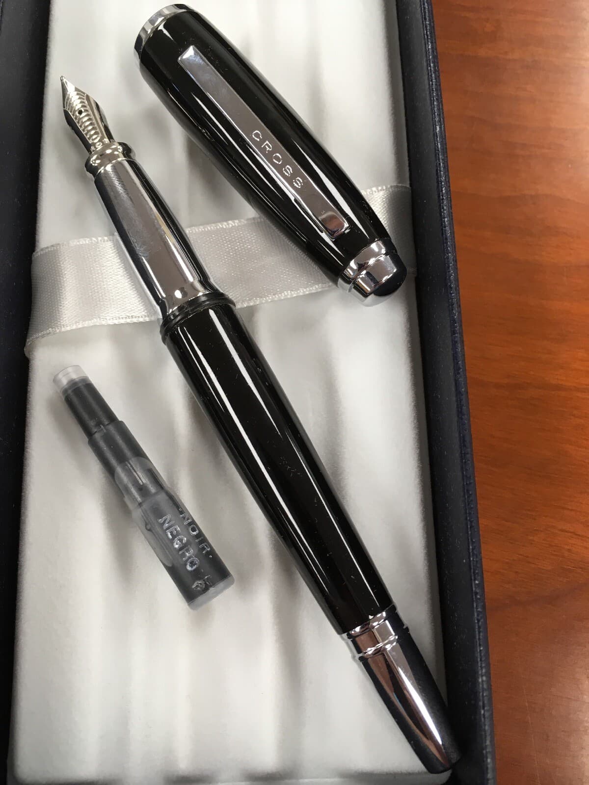 Cross Dubai Black Lacquer/Chrome Trim “M” Nib Fountain Pen 4