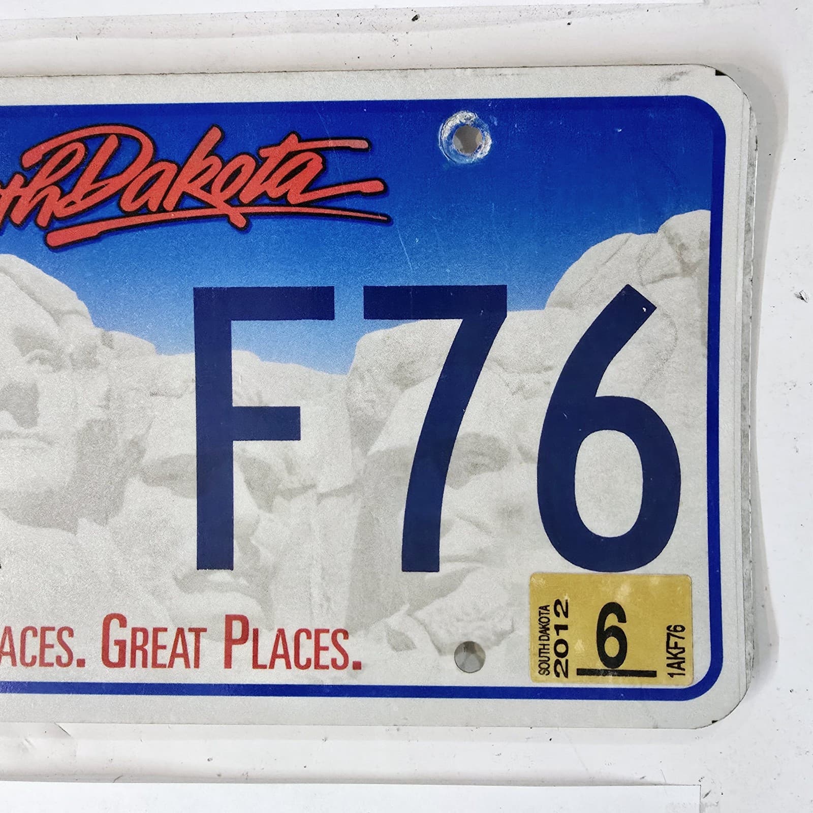 2012 SOUTH DAKOTA LICENSE PLATE 🔥FREE 📬🔥 1AK F76 ~ MT. RUSHMORE GRAPHIC TAG 3