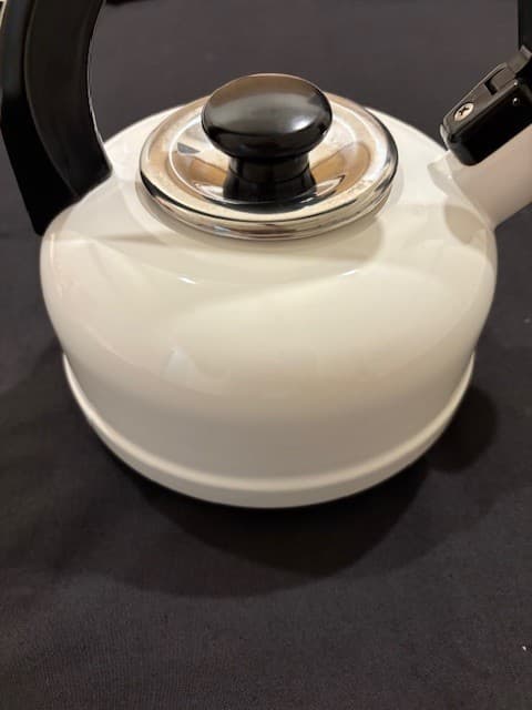  PERFECT Dansk Post Modern Bright White Tea Kettle Teapot Enamel w/Black Handle  2