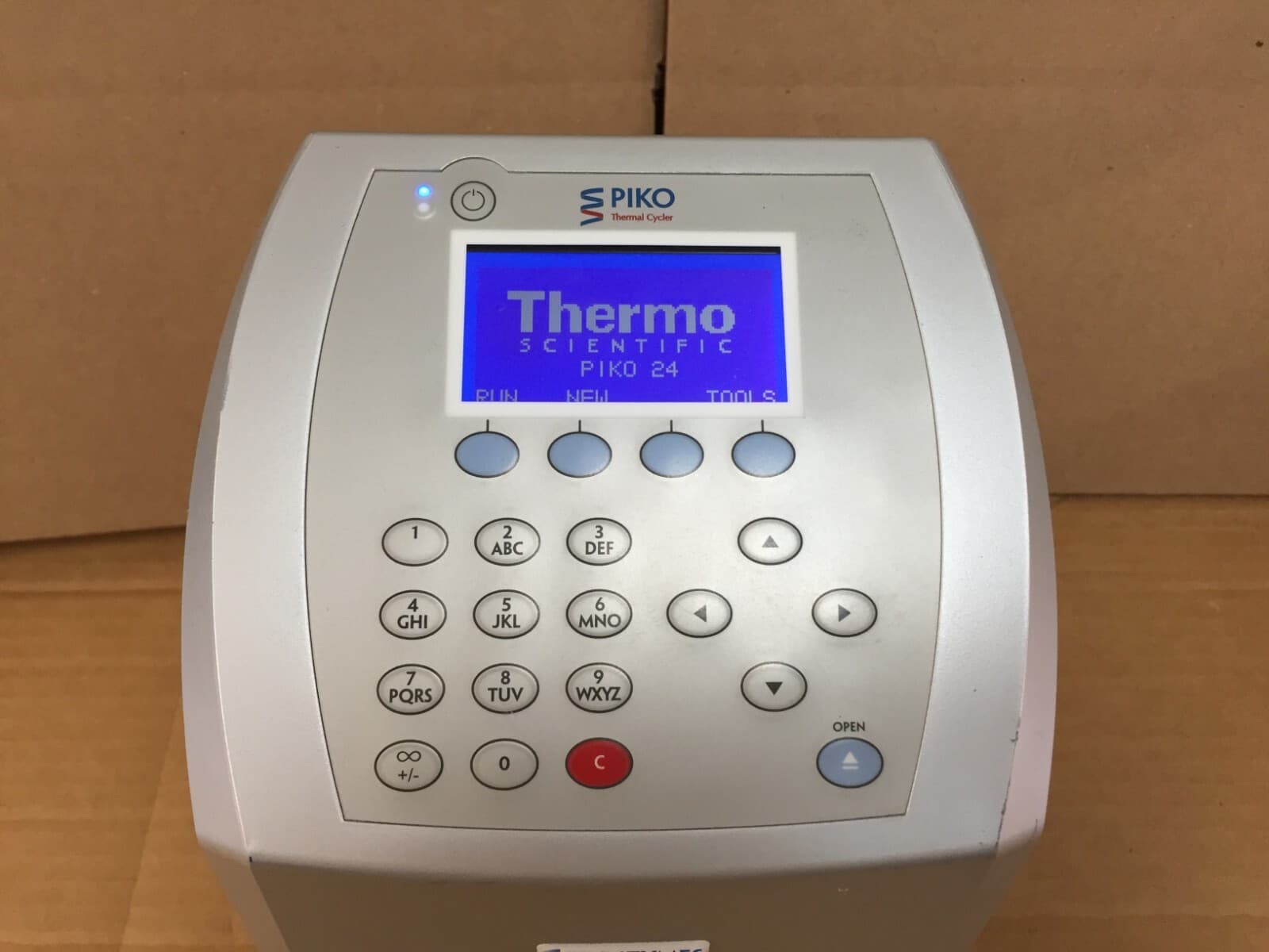 Thermo Scientific Thermal 24-Well Cycler PIKO 24 No Power Adapter 2