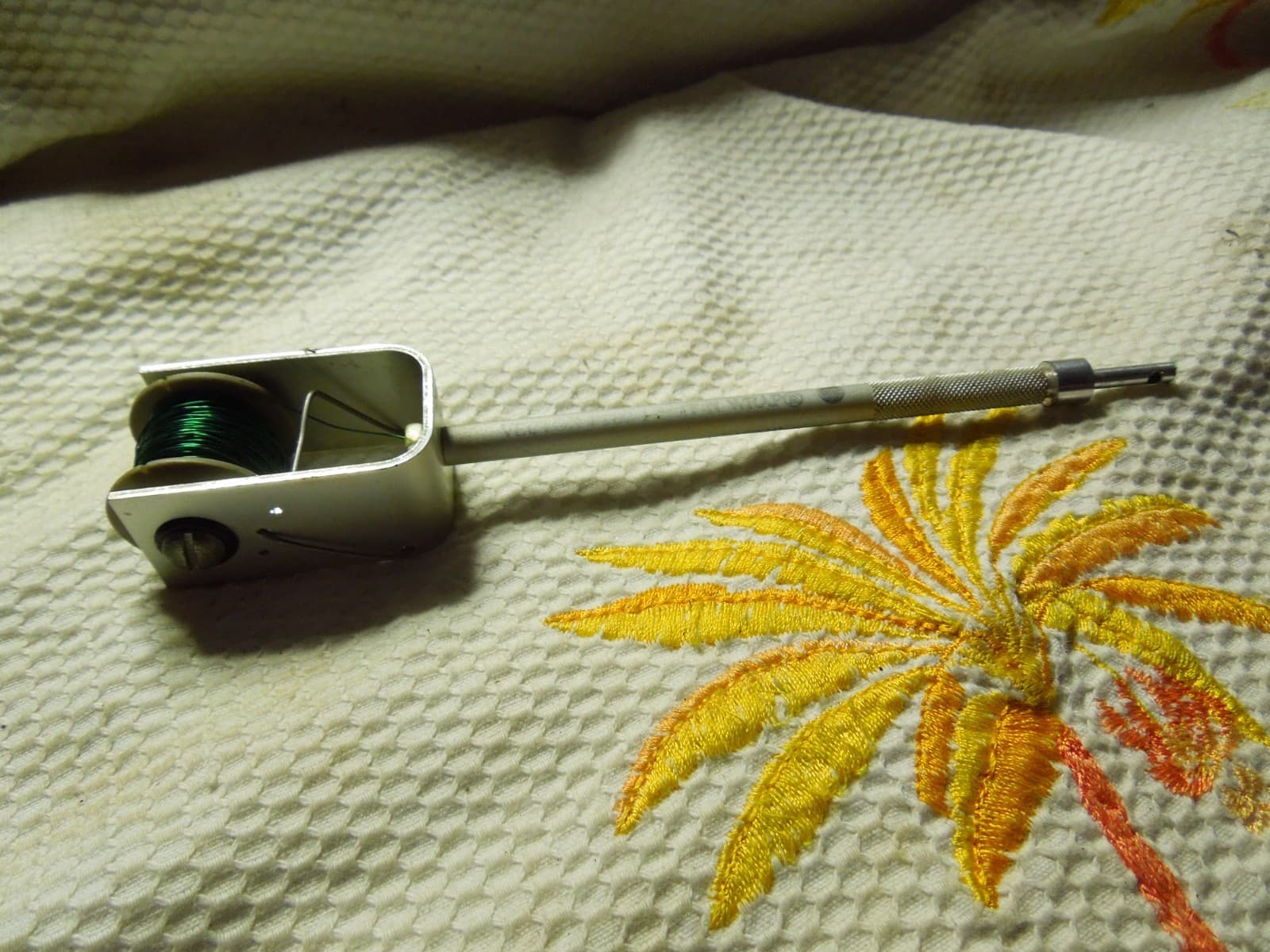 Vector Electronics Slit-n-wrap Slit and Wire Wrap Tool P180-1