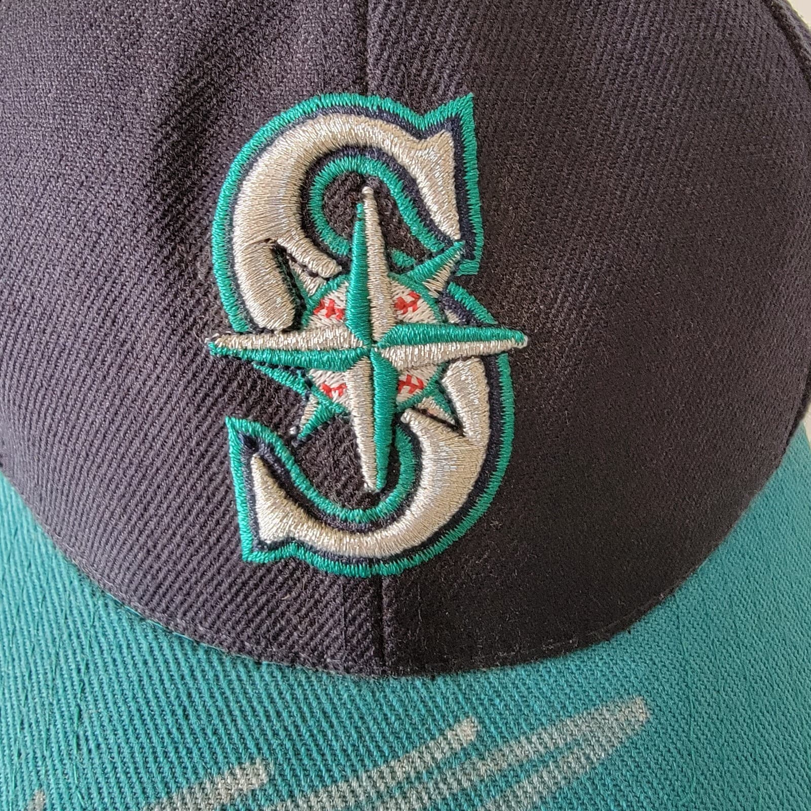 Ken Griffey Jr~ 2000 ~Signed Baseball Hat /Cap w/COA 4