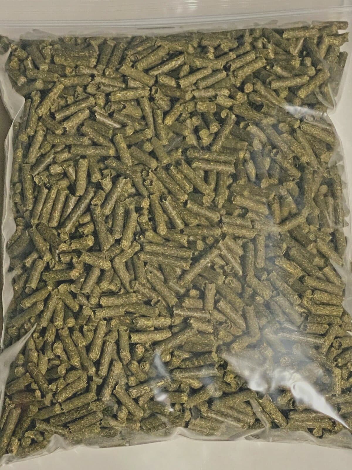 2 Pounds Premium 100% Alfalfa Pellets Rabbit Hamster Guinea Pig goat horse cow