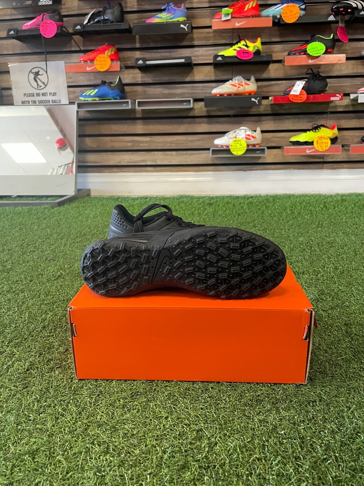 Nike Legend 8 Academy Turf Soccer Shoes US Size 6.5 - Black 4