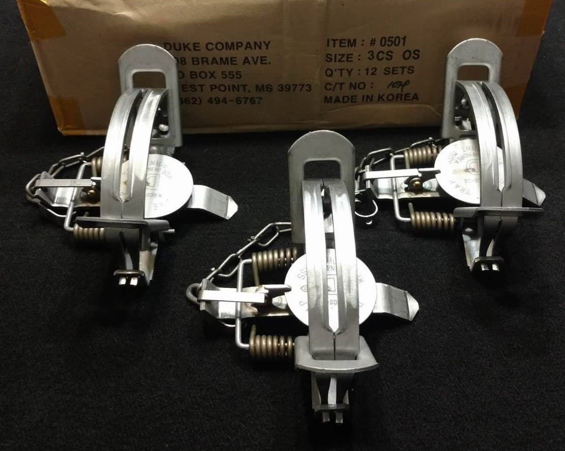 3 DUKE # 3 OFFSET COIL SPRING TRAP TRAPPING COYOTE BOBCAT TRAP