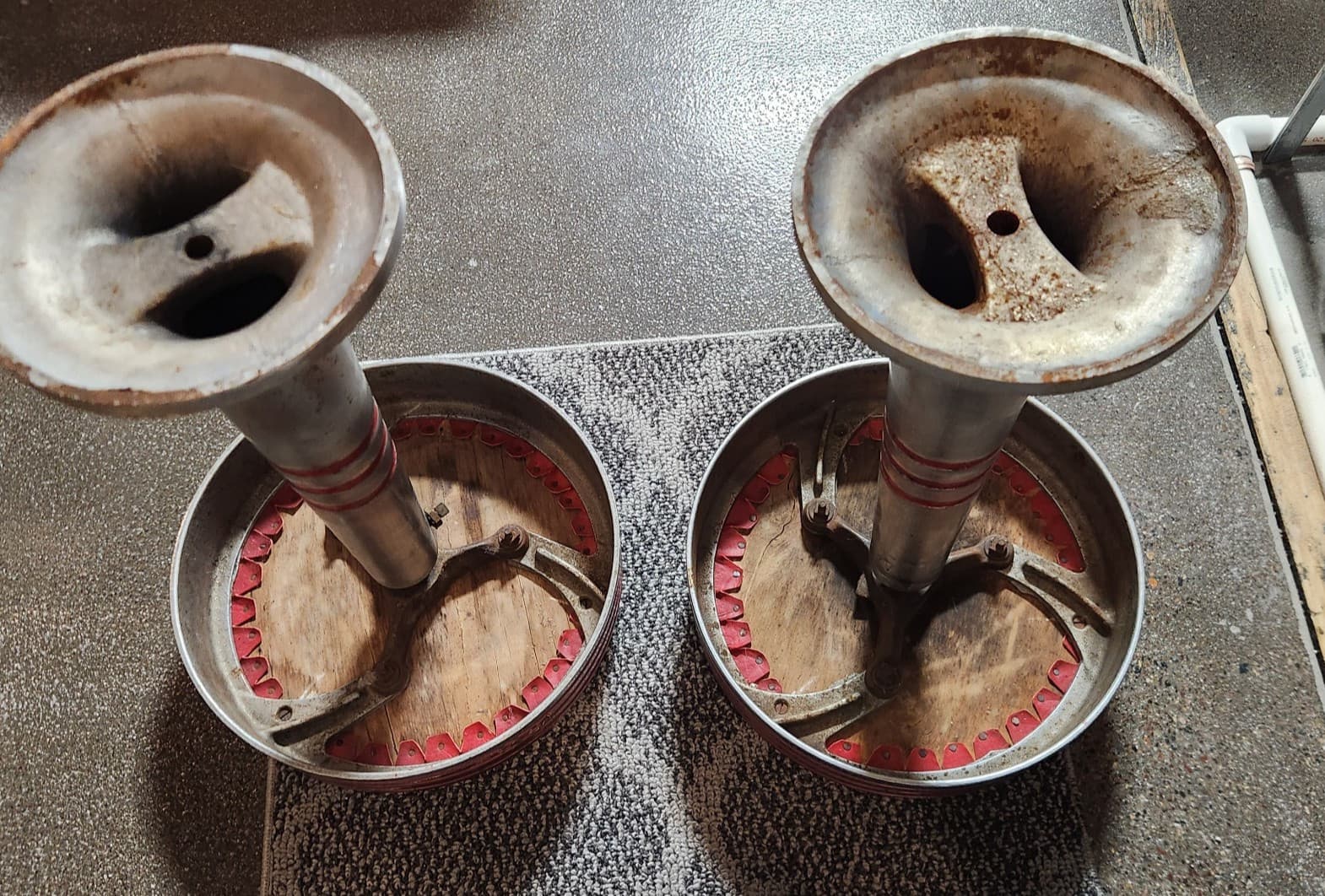 2 vintage ice cream parlor, soda fountain stools 1950s originals Excellent 3