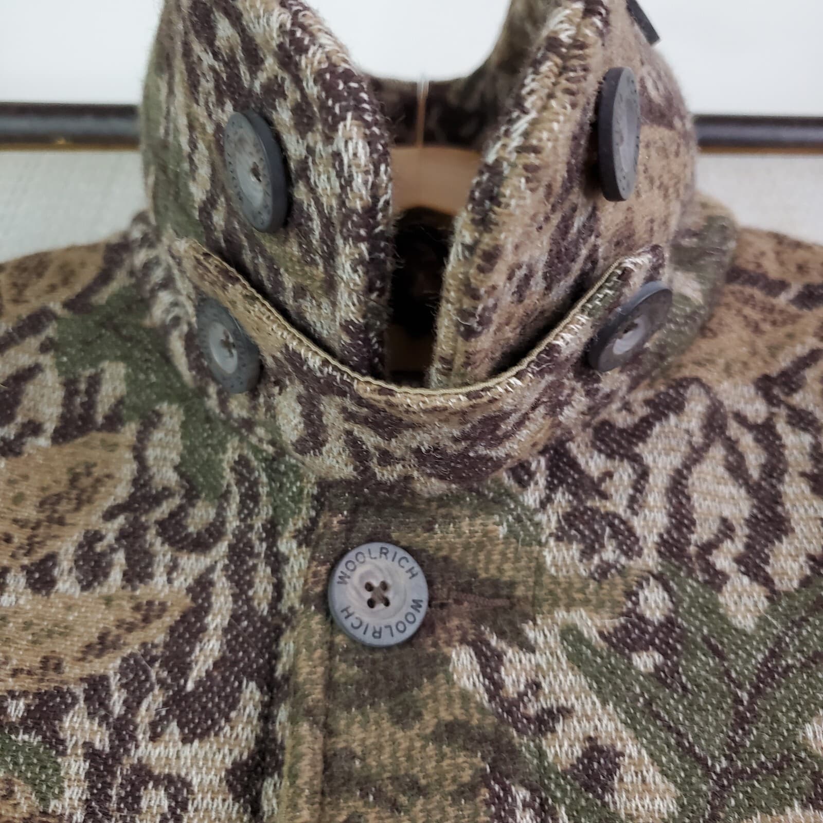 Rare WOOLRICH Size Large Mens Wool Camouflage Field Jacket Coat Button Front 5