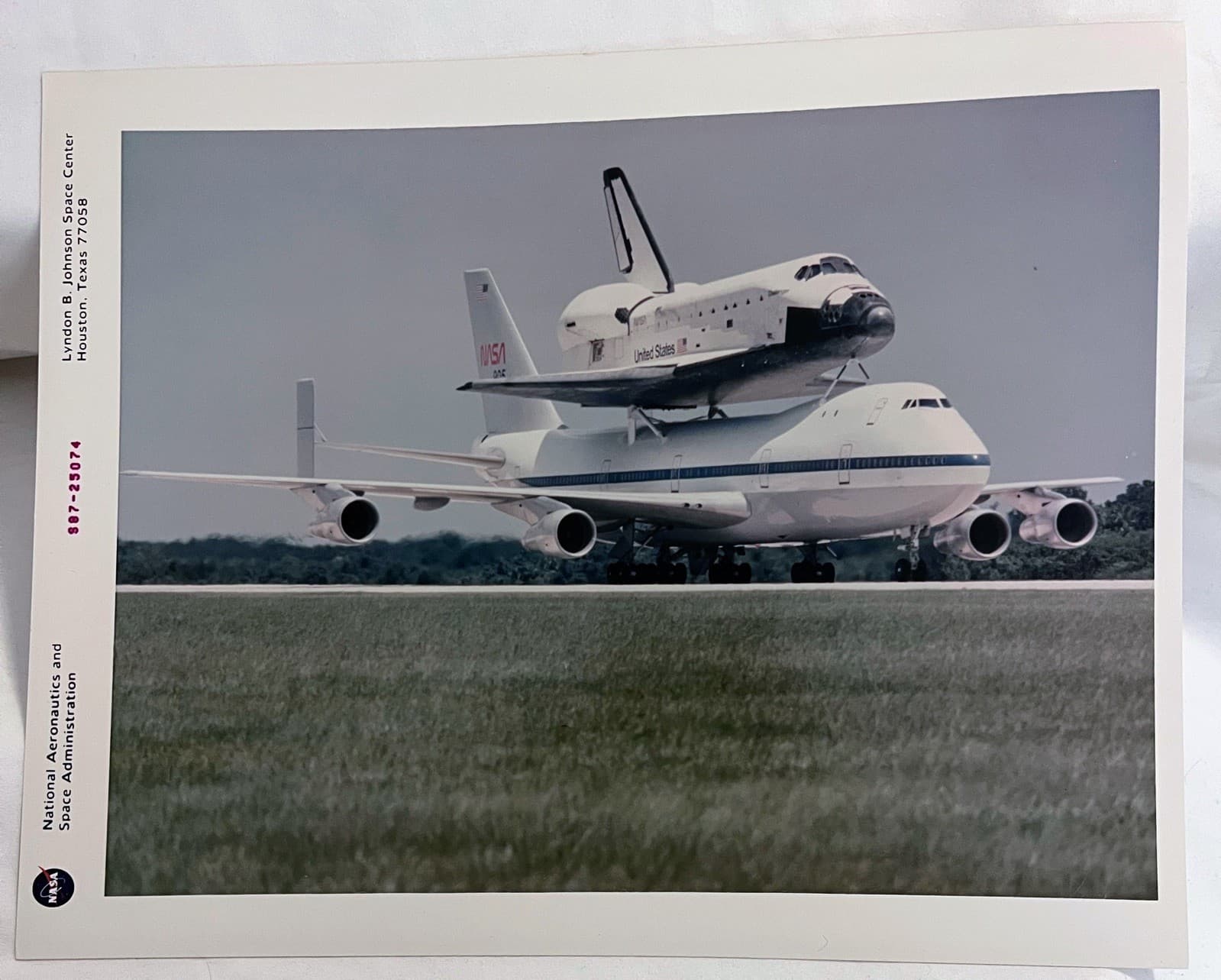 NASA 8x10 Photo S87-25074 | Space Shuttle on NASA 905 SCA | Johnson Space Center 5