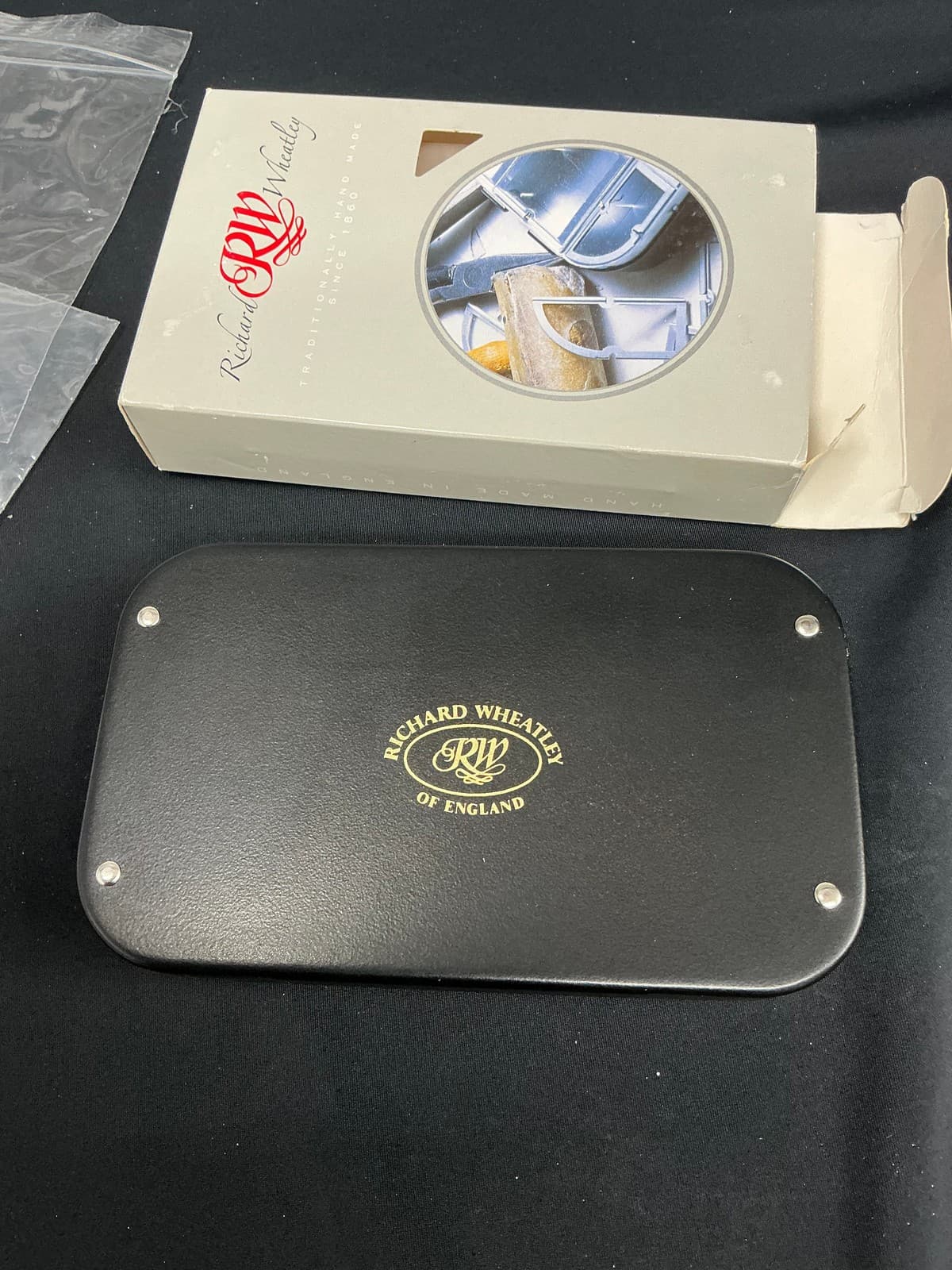 BRAND NEW Richard Wheatley fly box 4602