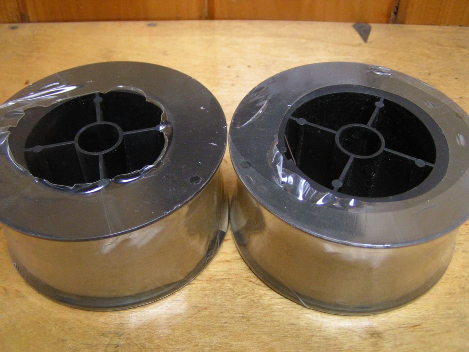 4 LBS  of Mild Steel MIG Wire 2Ib rolls ER 70S-6- .030"  2 ROLLS **FREE GIFT** 2