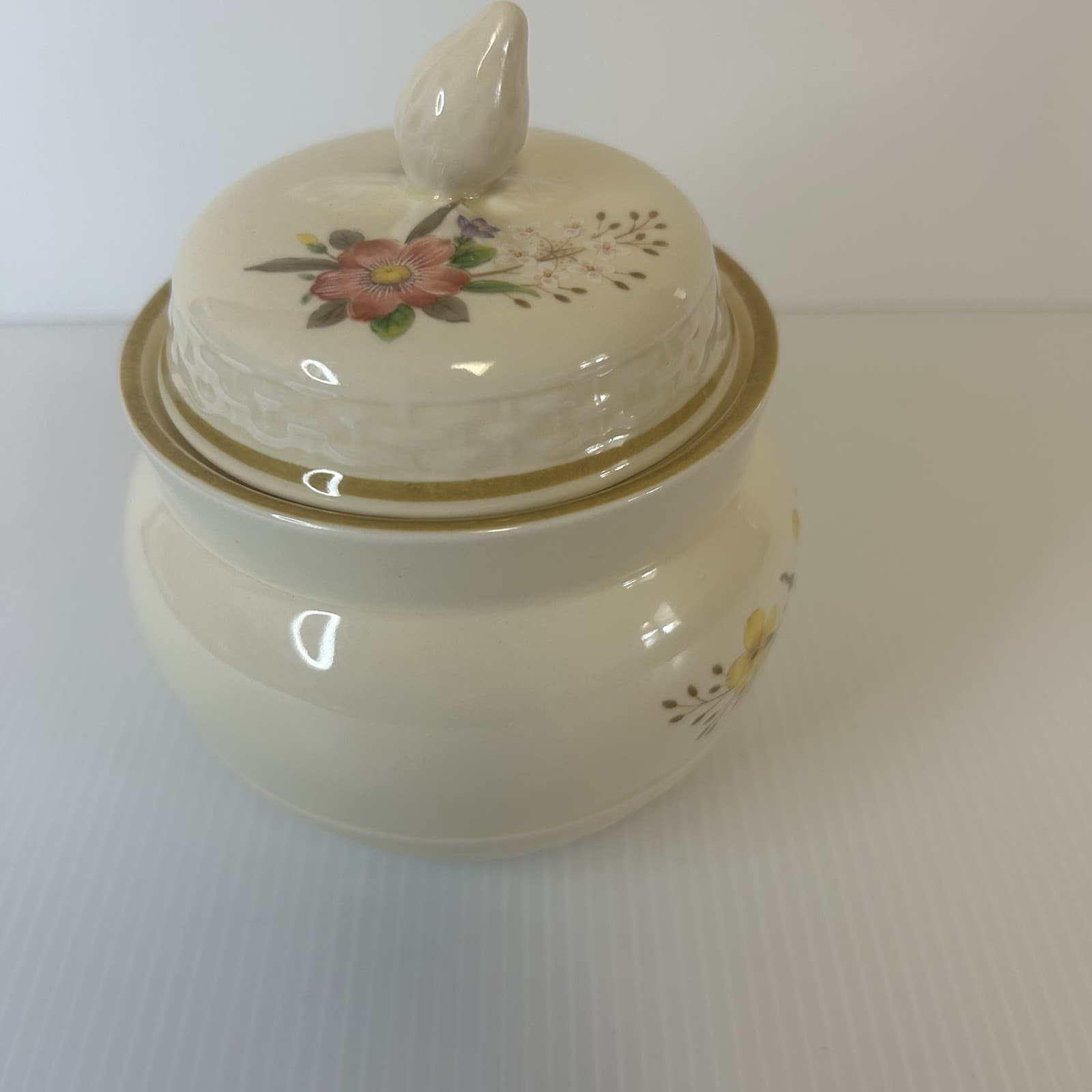 Crème De Chine Silken Shadows  Made in Japan 1960's Stoneware Sugar Bowl 2