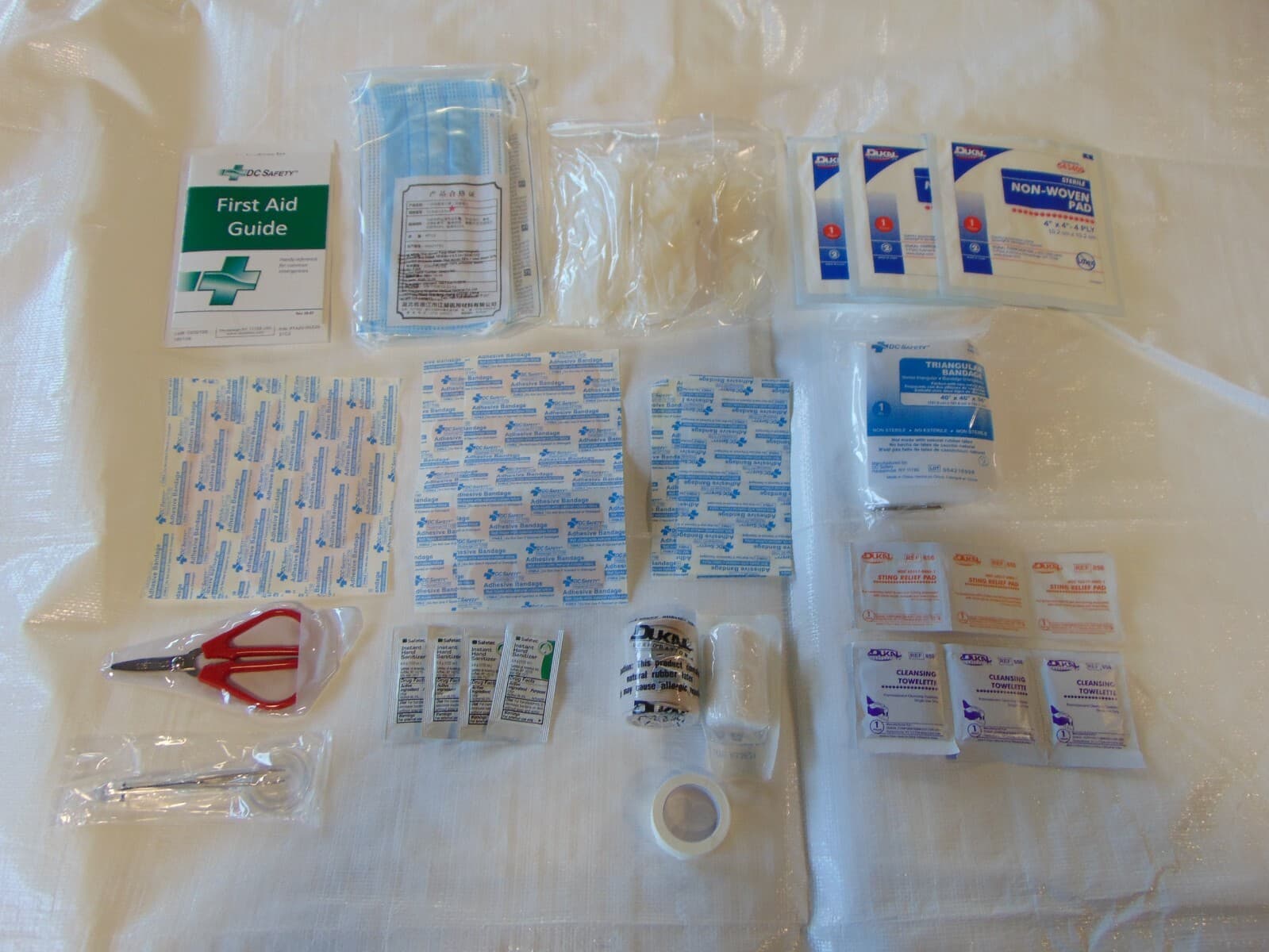 Toyota First Aid Kit P/N PT4200022B New OEM 2