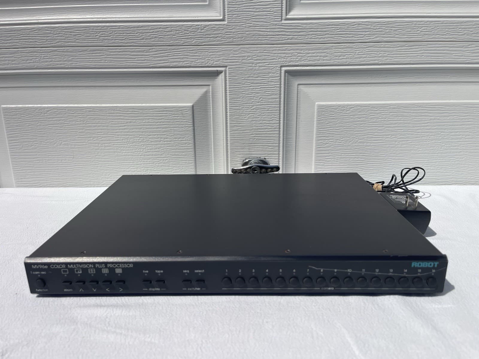 Robot MV96E Multivision Pro 16-Camera TRU Color Duplex MultipLexer