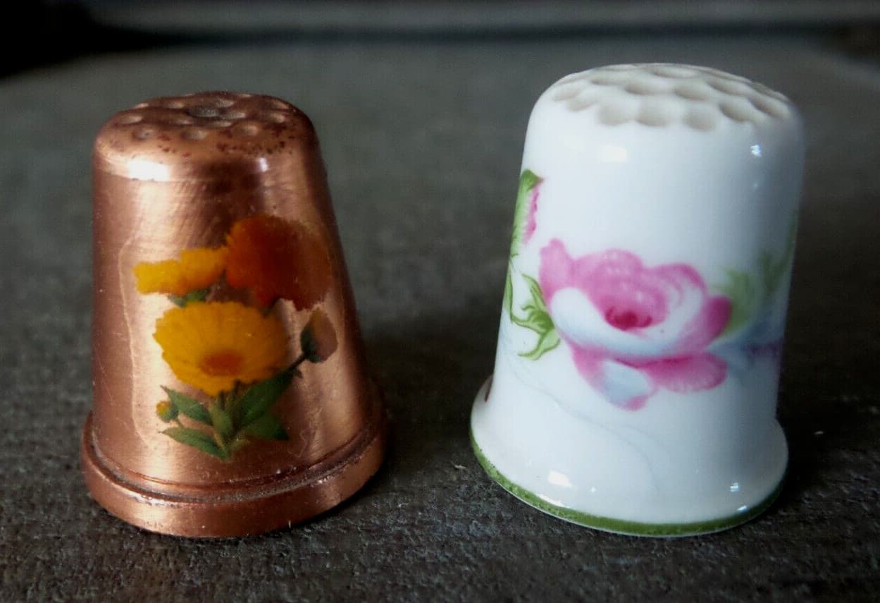 Collectible thimbles x 2 Limoges Haviland France & 1 copper great condition 2