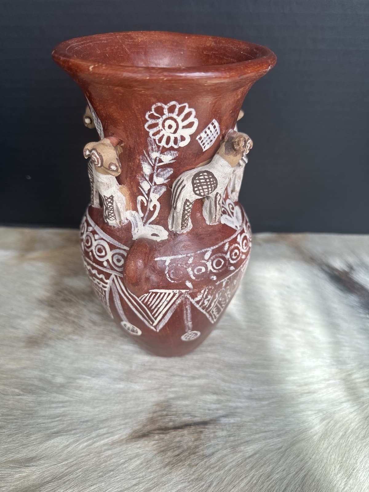 Peruvian Vase Handmade Terra Cotta Clay With 3-Dimensional Figurines 8" Tall 4