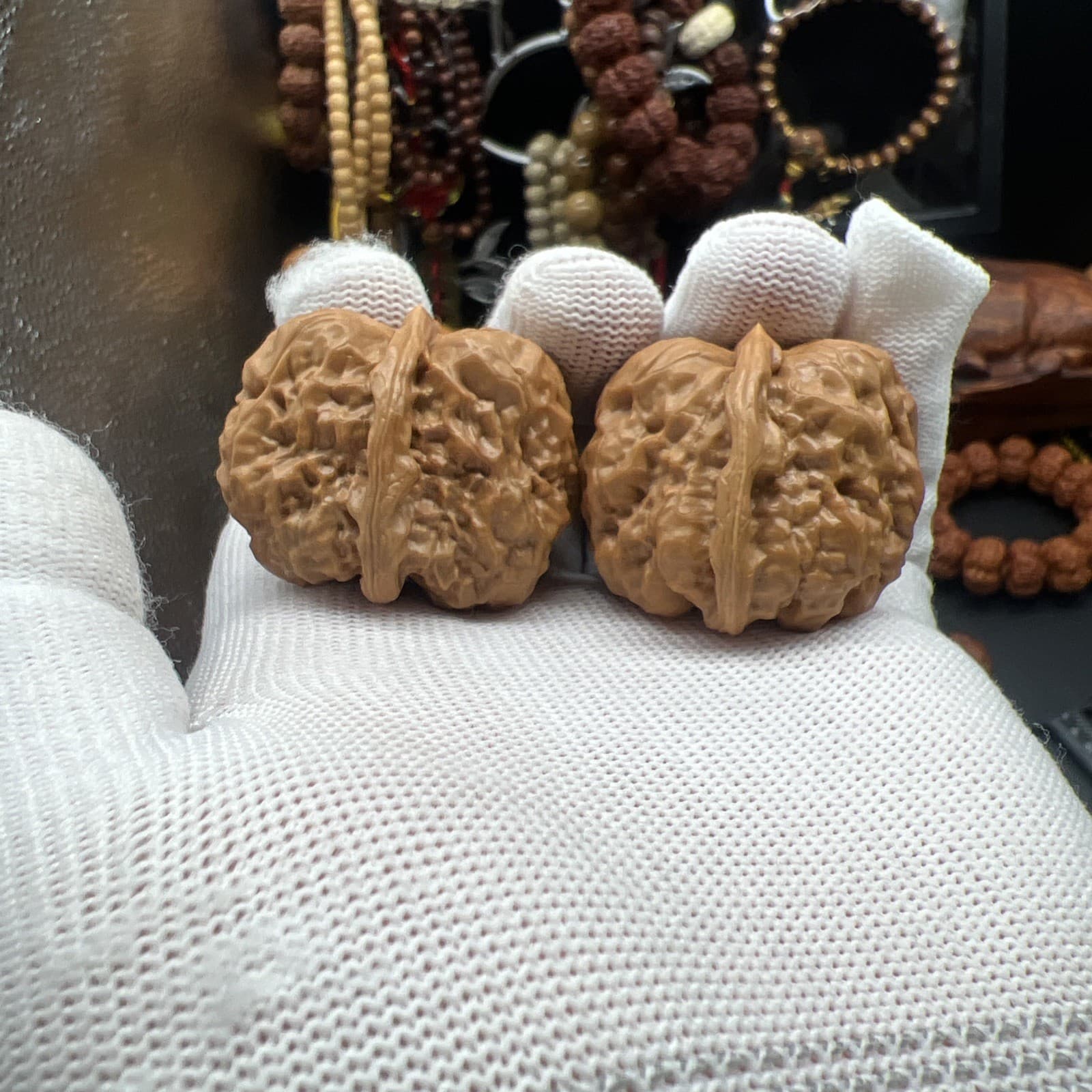 Pair of  Match Chinese Health Walnut 36×38×31 精配文玩核桃金蟾蛤蟆头 5