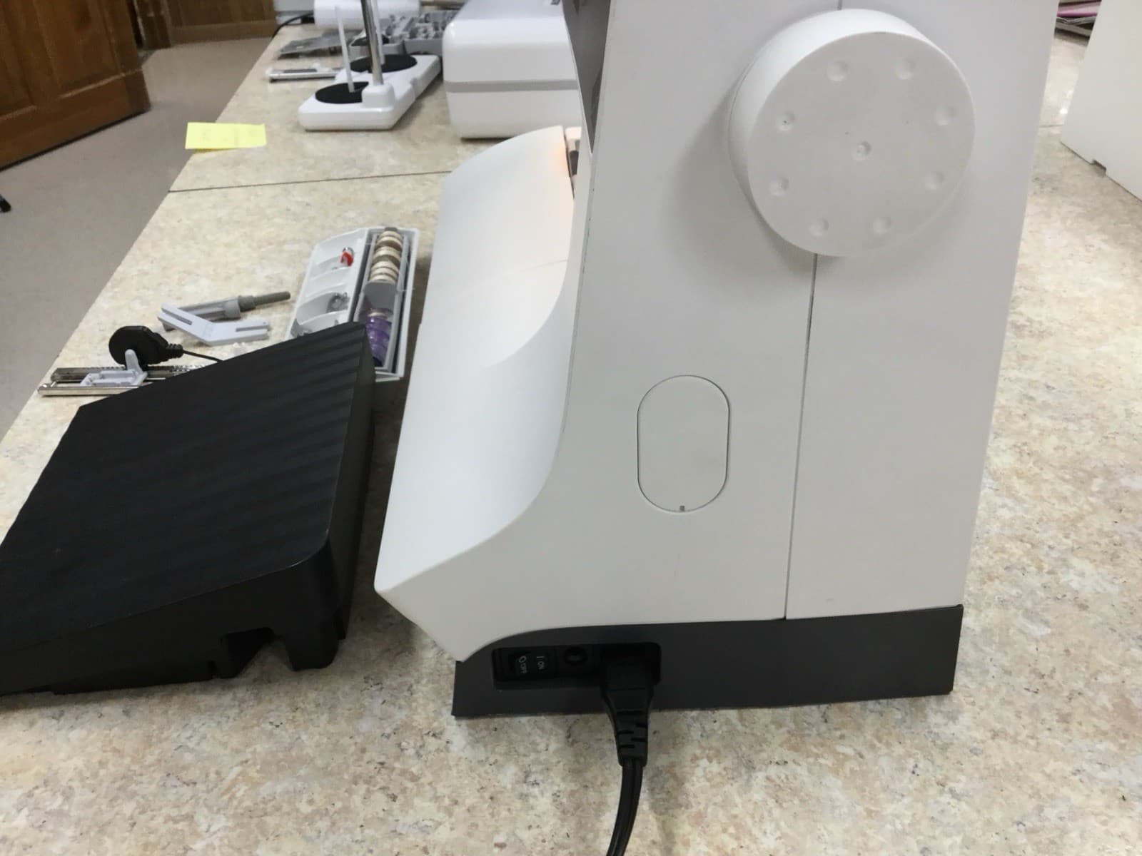 Pfaff Quilt Expression 4.0 Sewing Machine 4