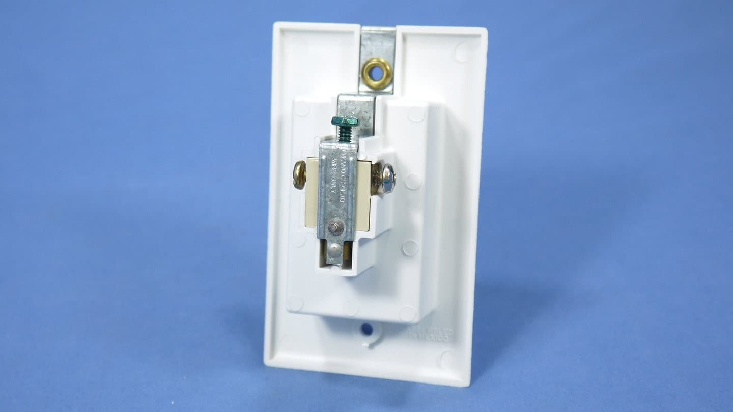 Leviton White Clock Hanger 1" Recessed Depth Outlet Receptacle 15A 5-15R 688-W 4