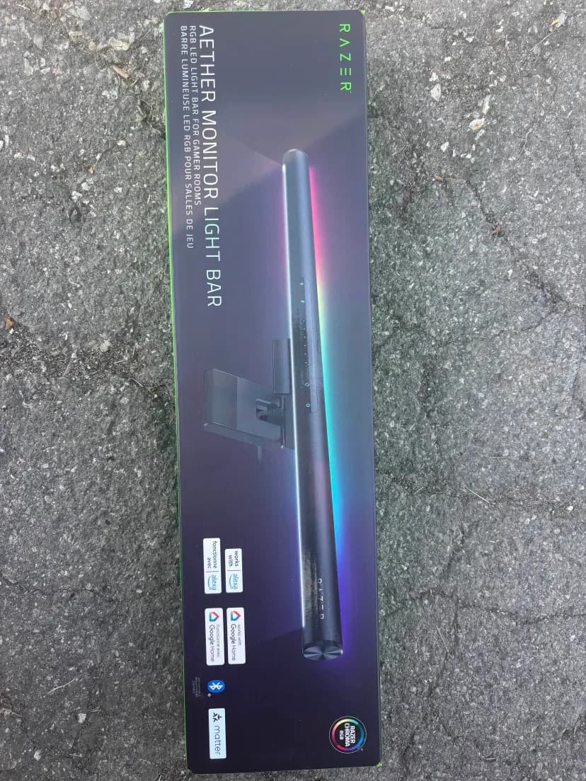 Razer - Aether Monitor RGB LED Light Bar - Black - Gaming Accesory 3