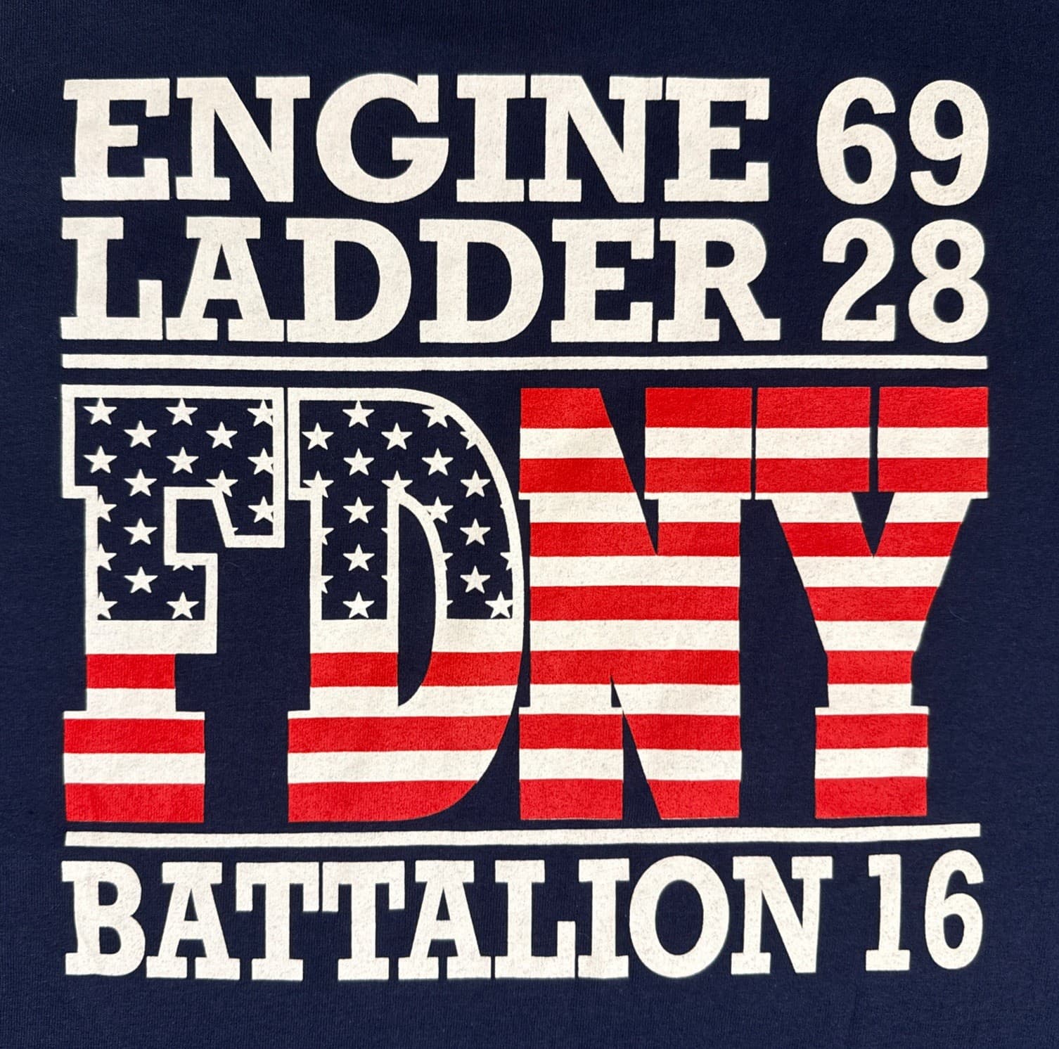 FDNY NYC Fire Department New York City T- Shirt Sz XL Engine 69 Harlem Bravest