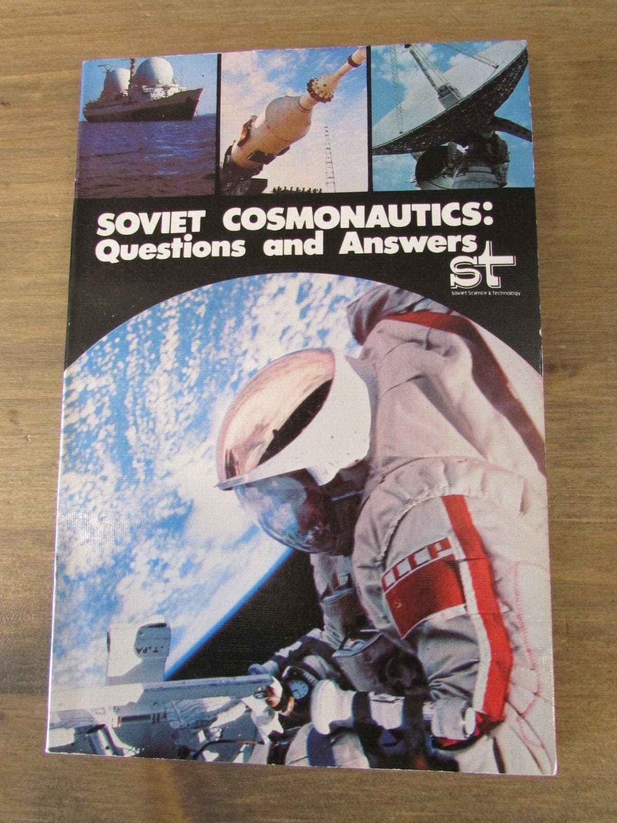 1988 Soviet Cosmonautics: Questions and Answers by Valentin Glushko -- NEW!