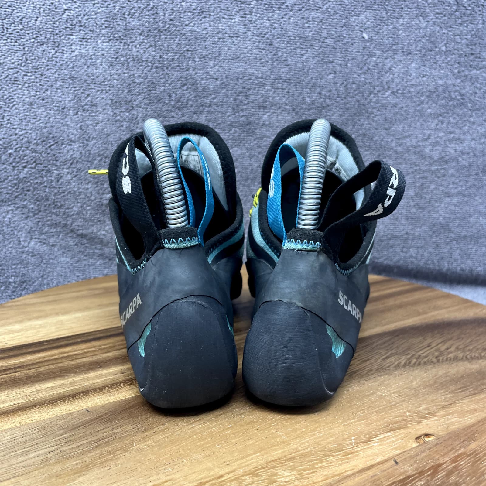 EUC SCARPA Vapor Lace Rock Climbing Bouldering Shoes Women's EU 36.5 US 5 2/3 4