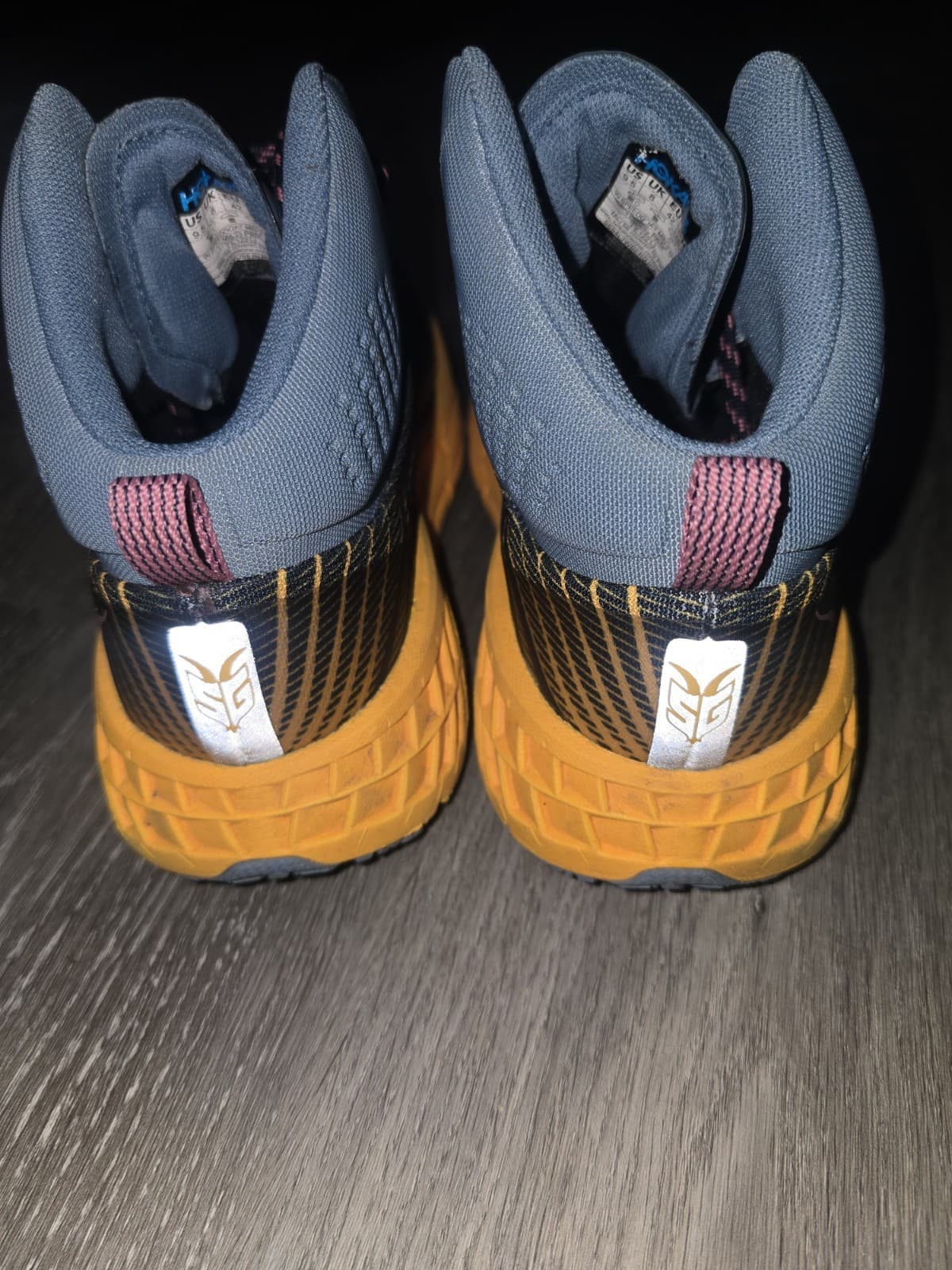 Hoka Speedgoat Mid 2 Goretex Waterproof Hiking Trail Running Shoes Sz 9.5  6