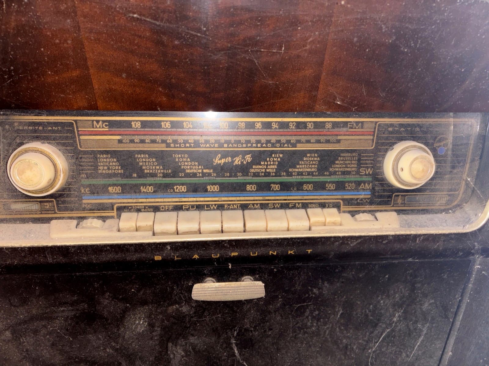 1960’s German Blaupunkt console Unit (radiogram)